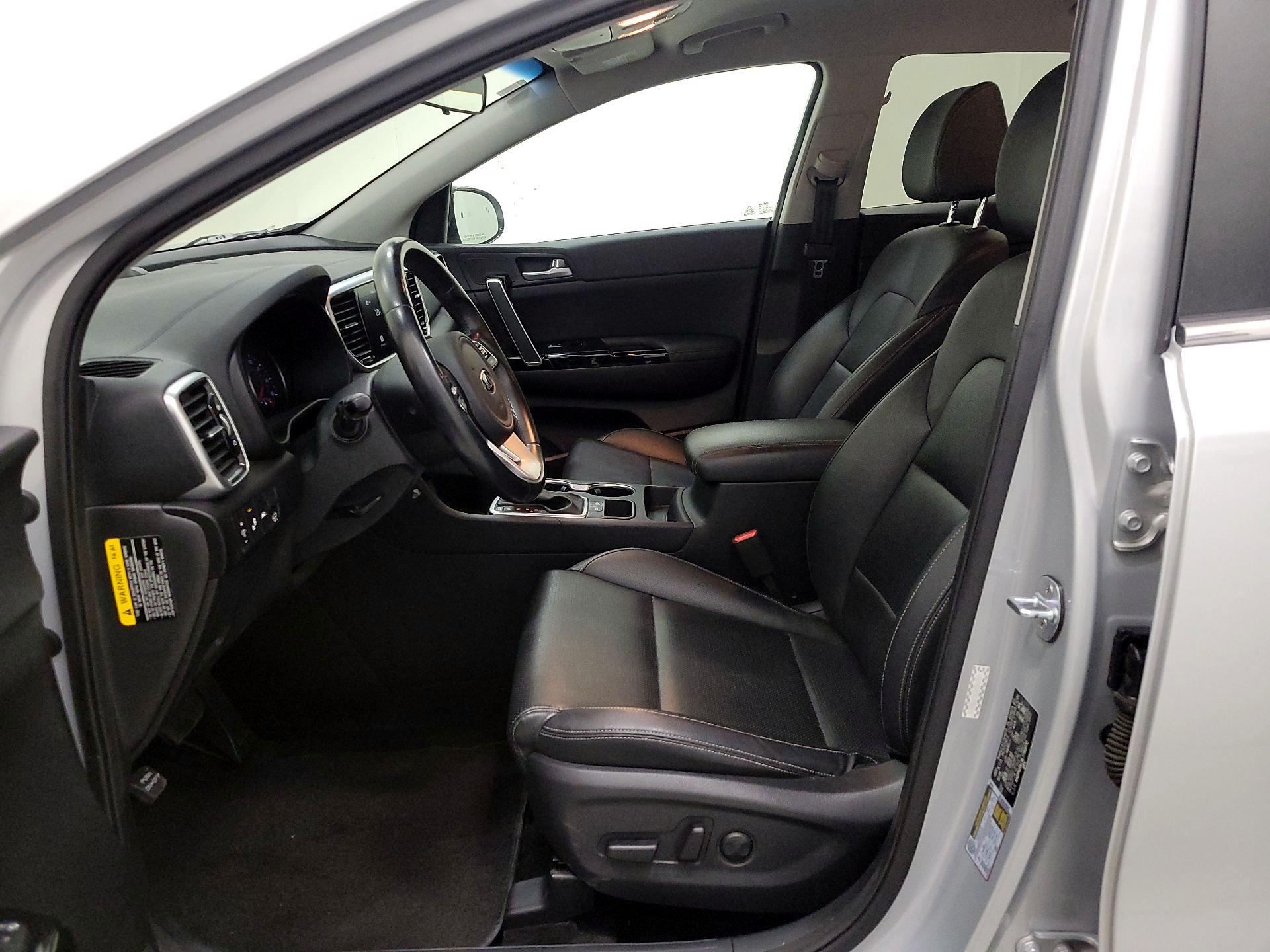 Thumbnail: 2020 Kia Sportage - 11