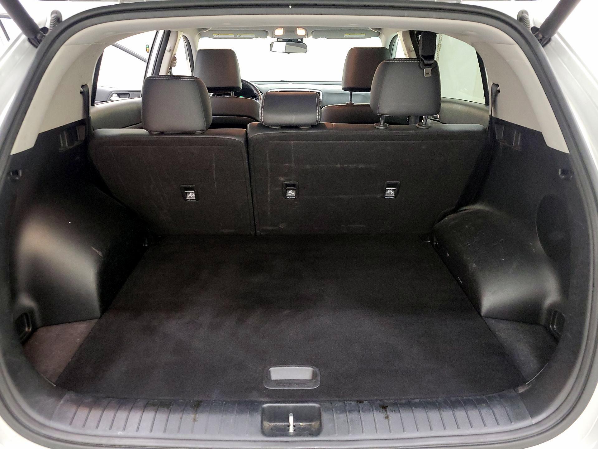 Thumbnail: 2020 Kia Sportage - 20