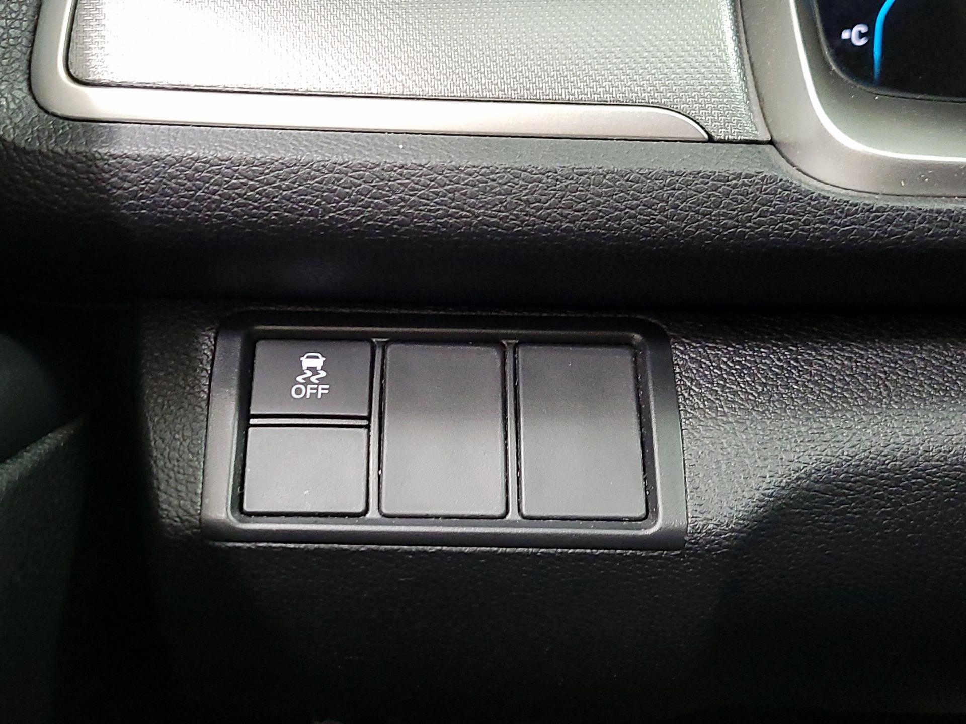 Thumbnail: 2016 Honda Civic - 13