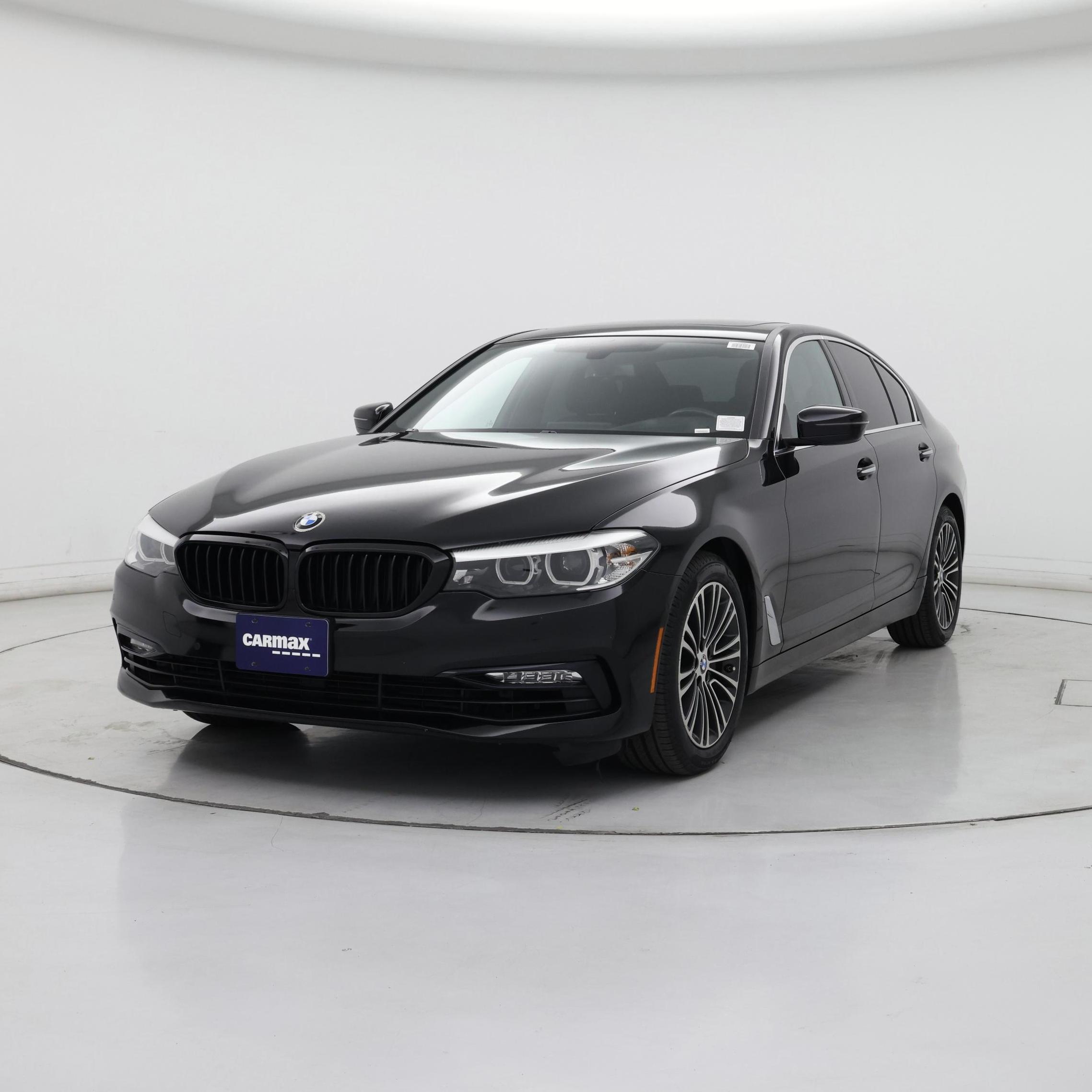Thumbnail: 2017 BMW 5 Series - 4