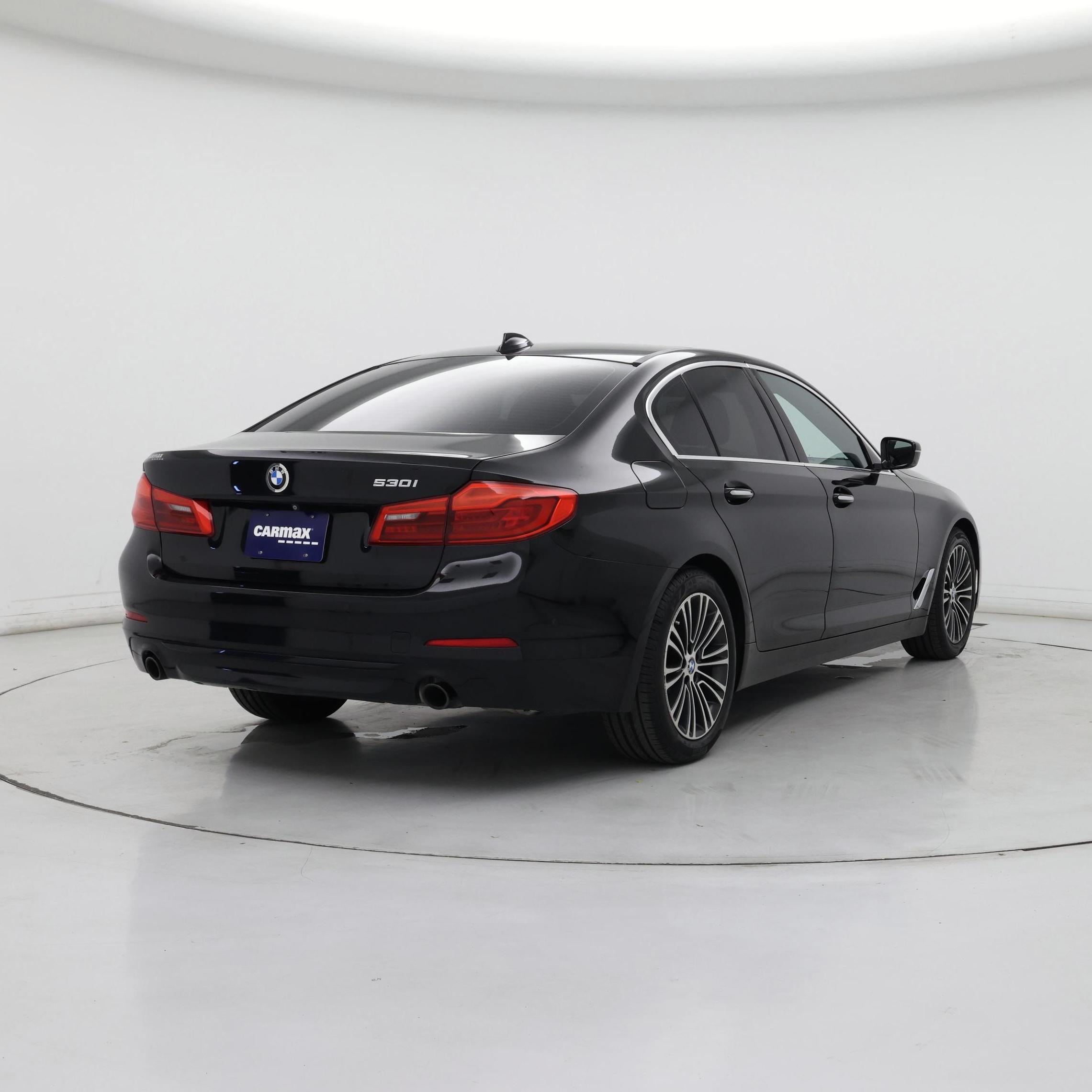 Thumbnail: 2017 BMW 5 Series - 8