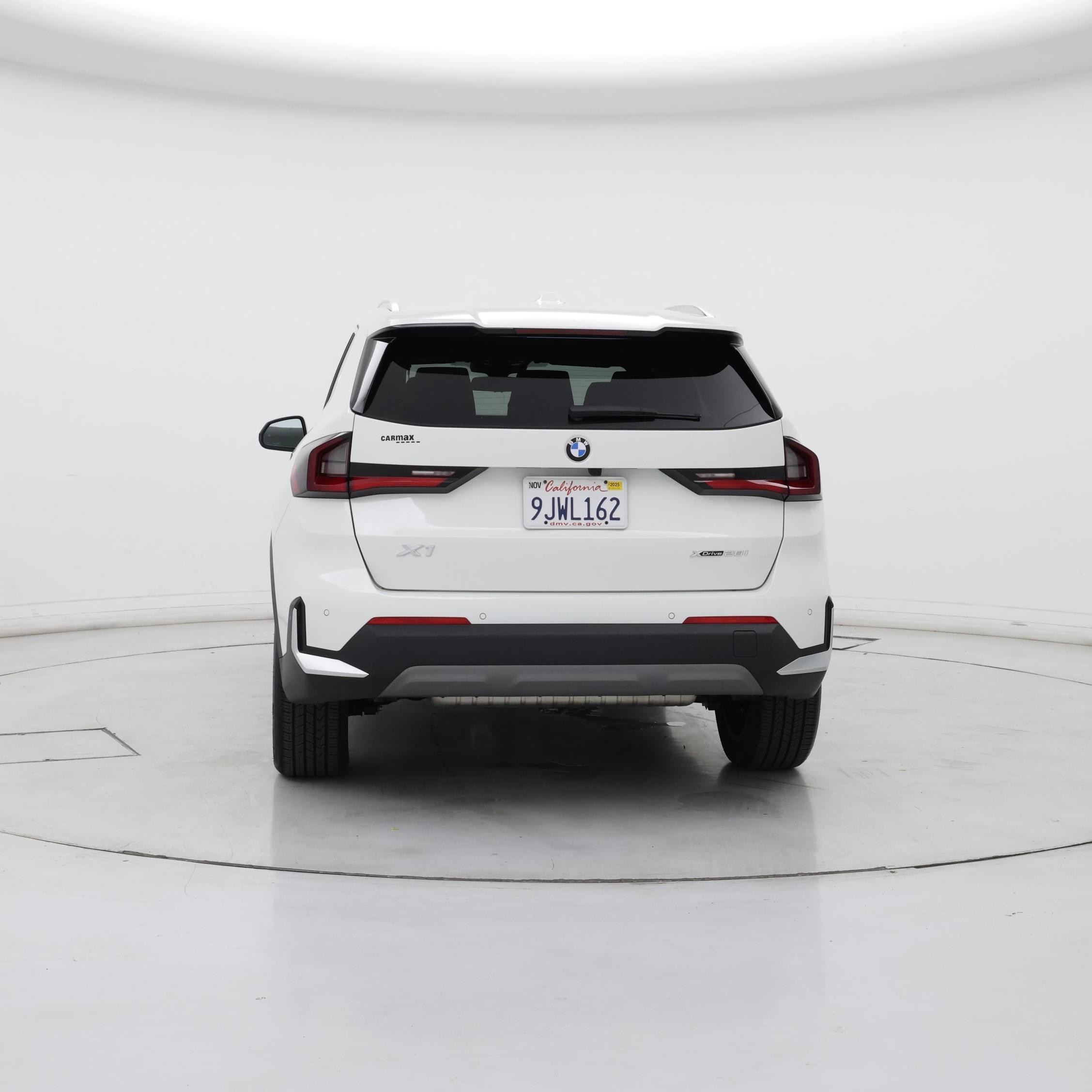 Thumbnail: 2023 BMW X1 - 6