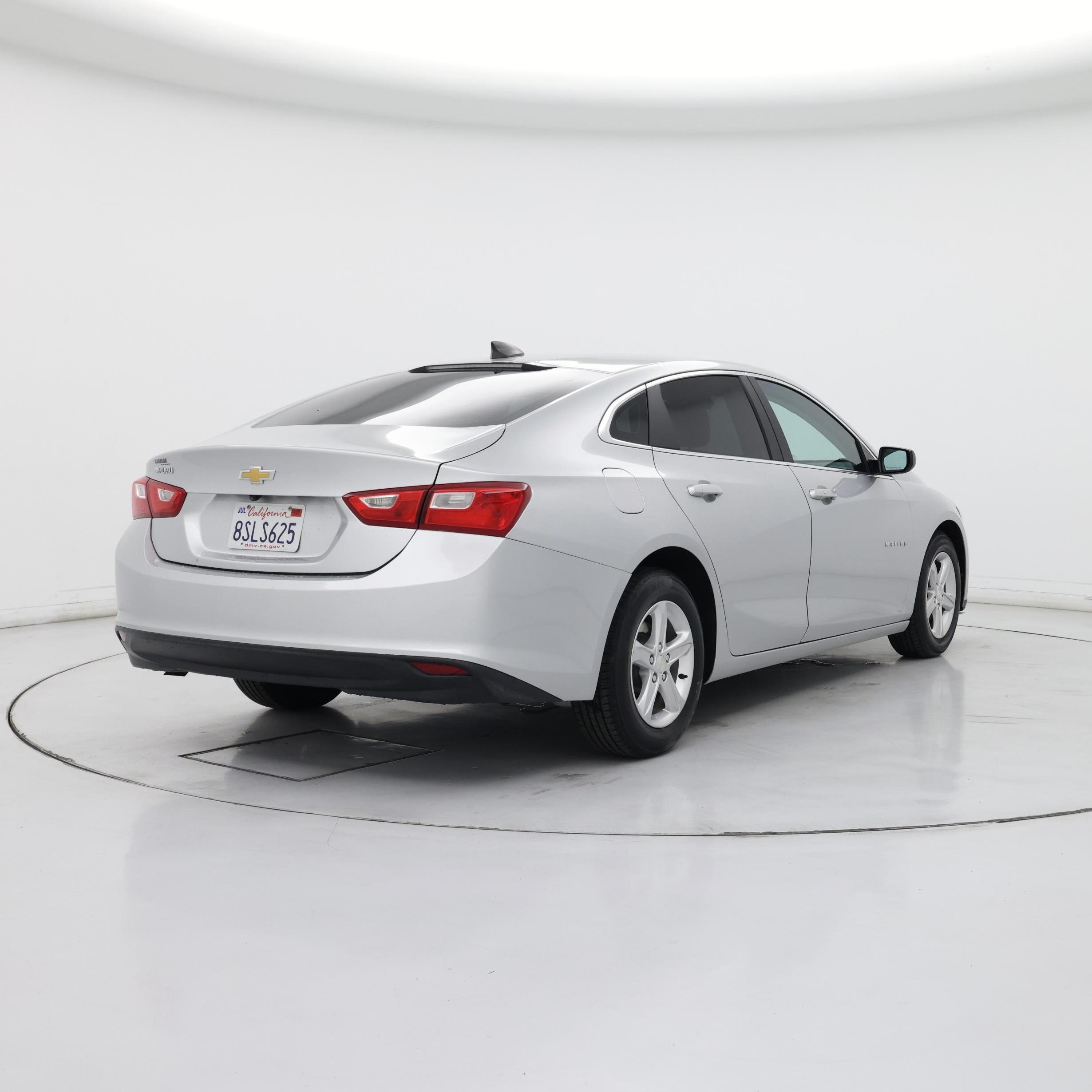 Thumbnail: 2020 Chevrolet Malibu - 8