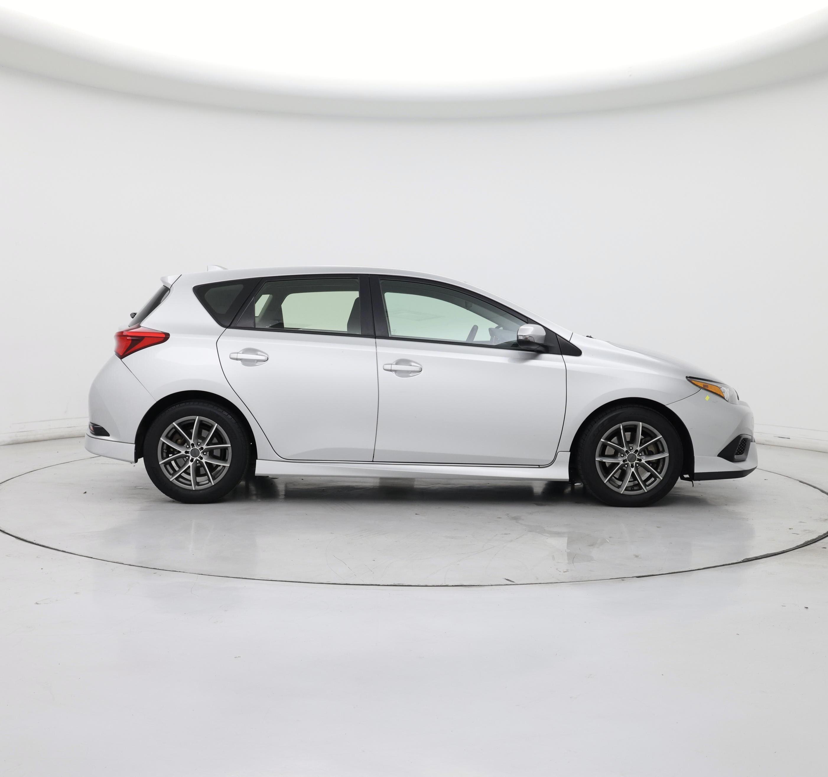 Thumbnail: 2017 Toyota Corolla iM - 7