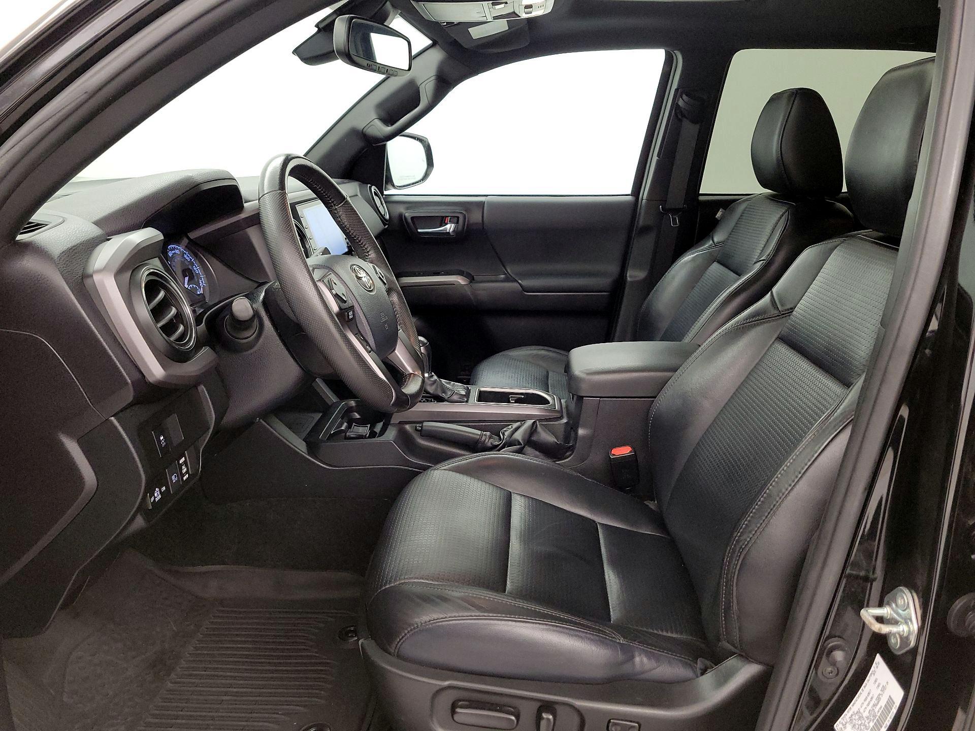 Thumbnail: 2020 Toyota Tacoma - 11