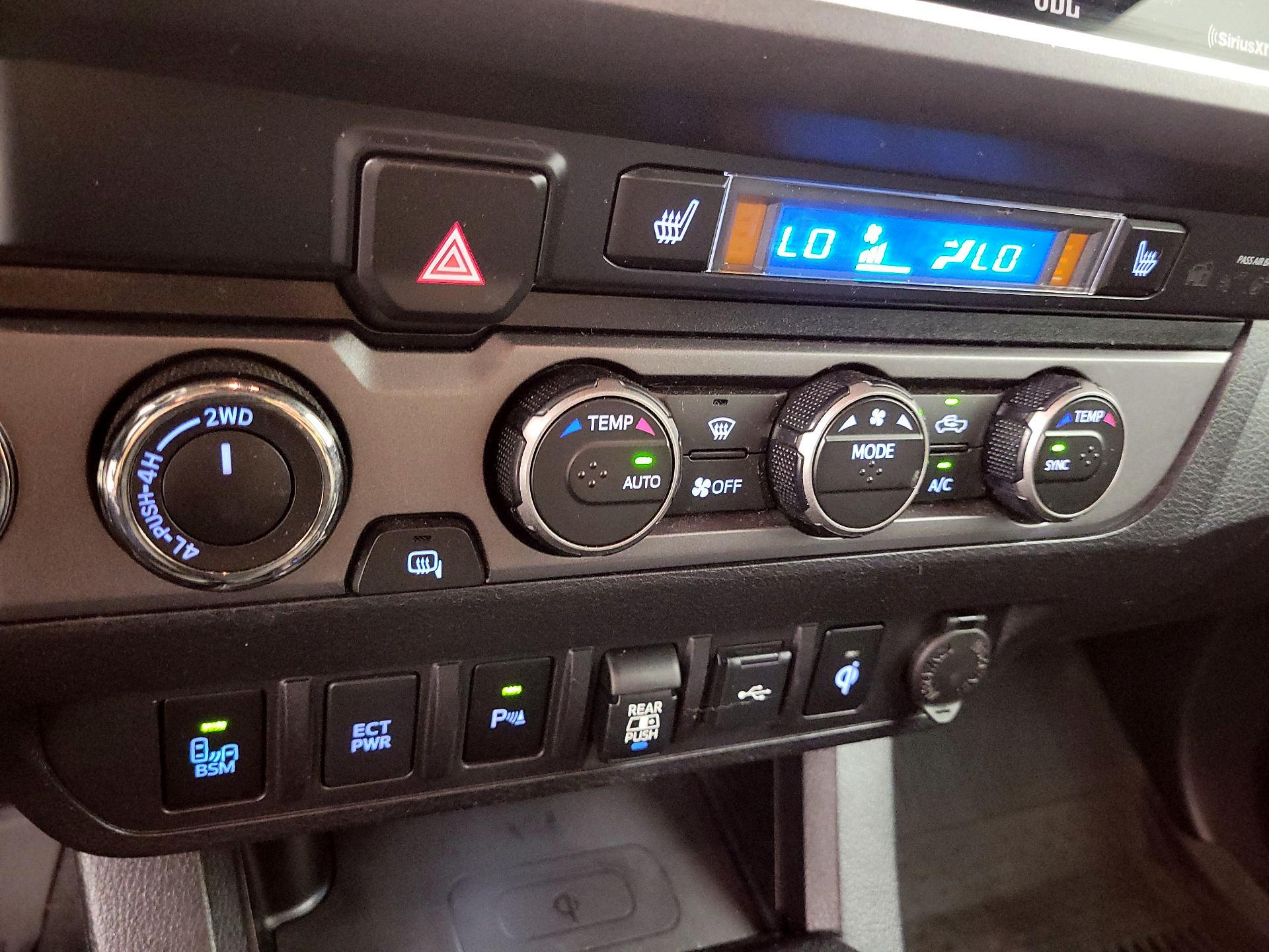 Thumbnail: 2020 Toyota Tacoma - 17
