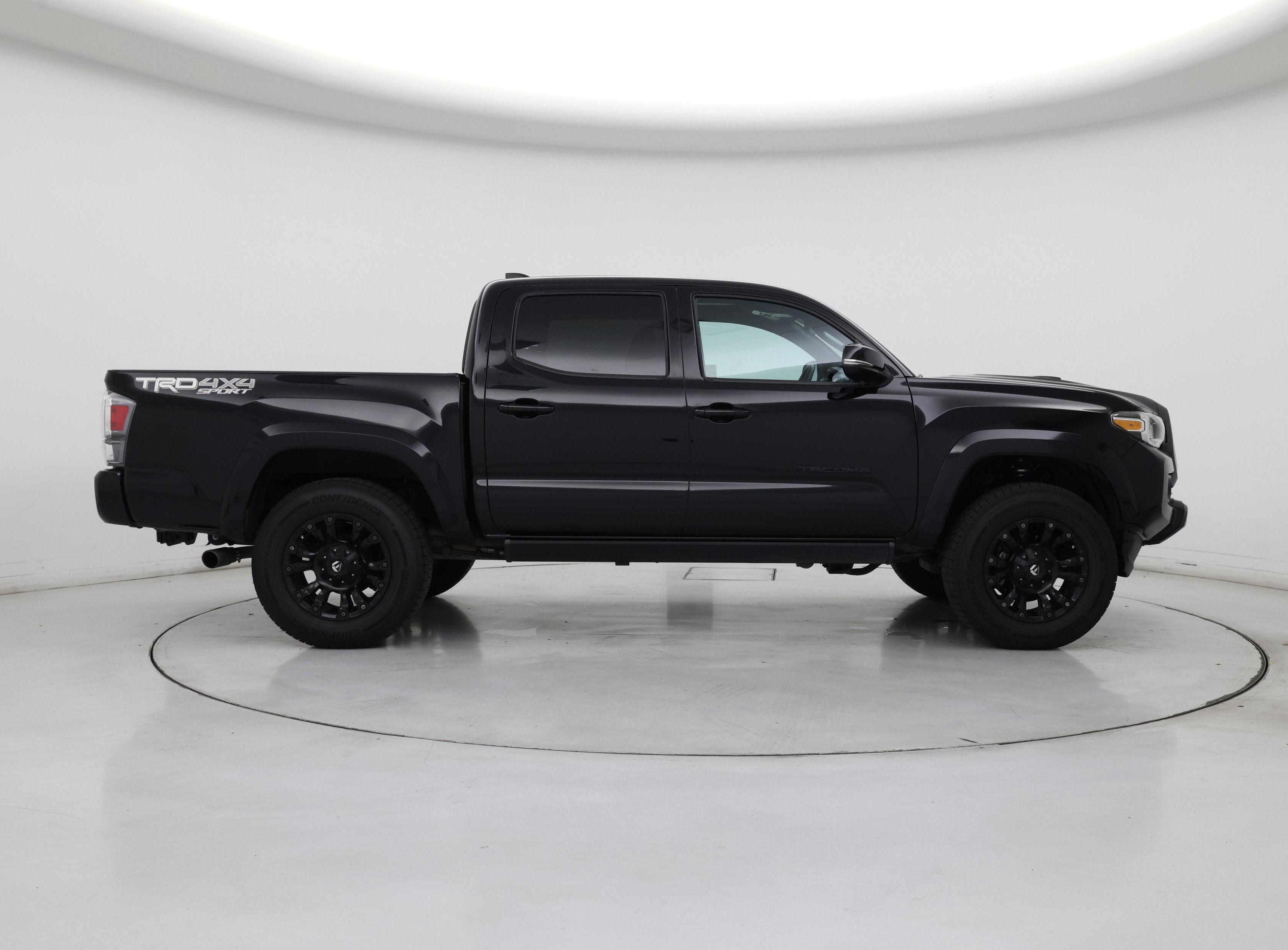 Thumbnail: 2020 Toyota Tacoma - 7