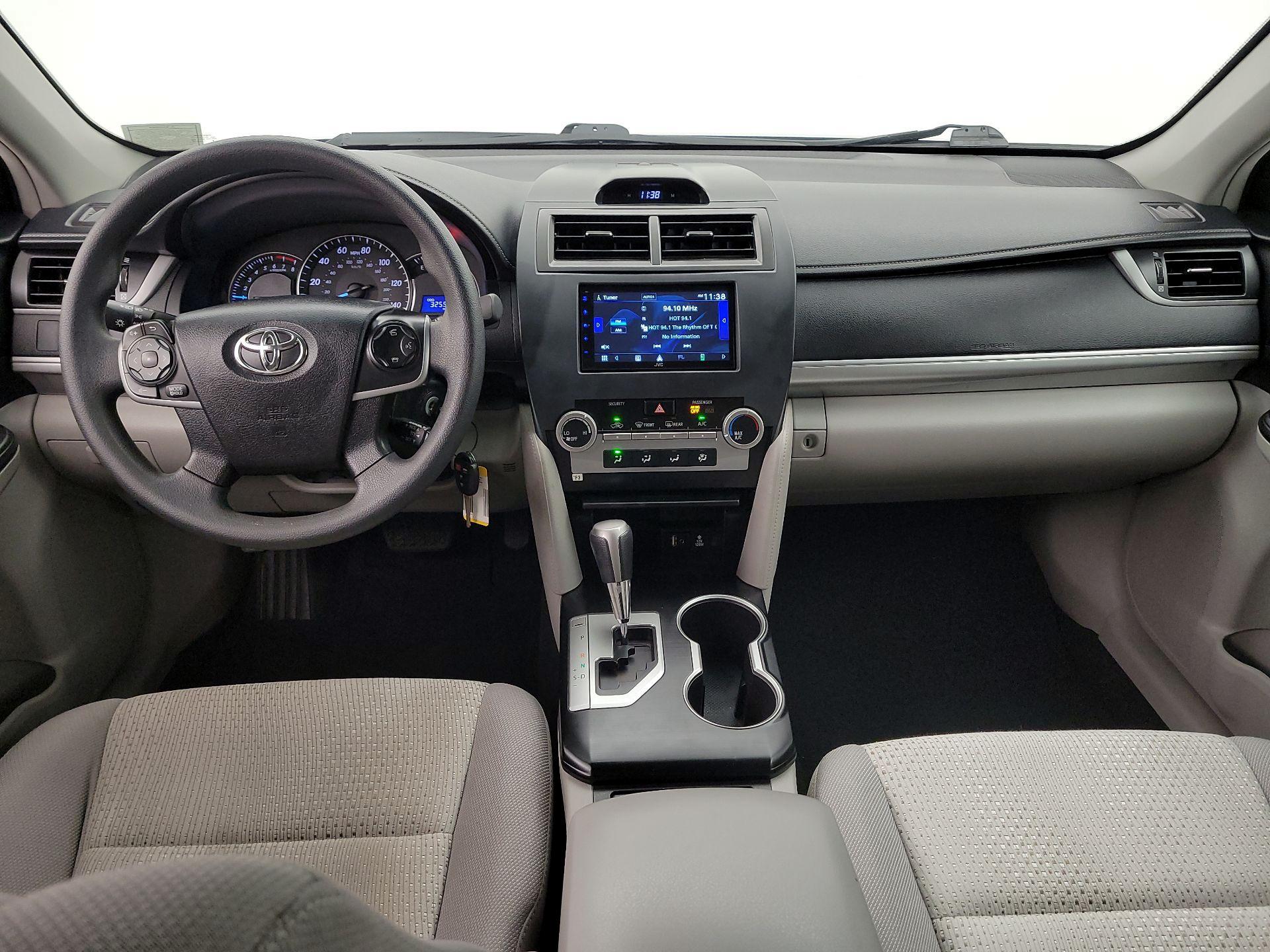 Thumbnail: 2014 Toyota Camry - 9