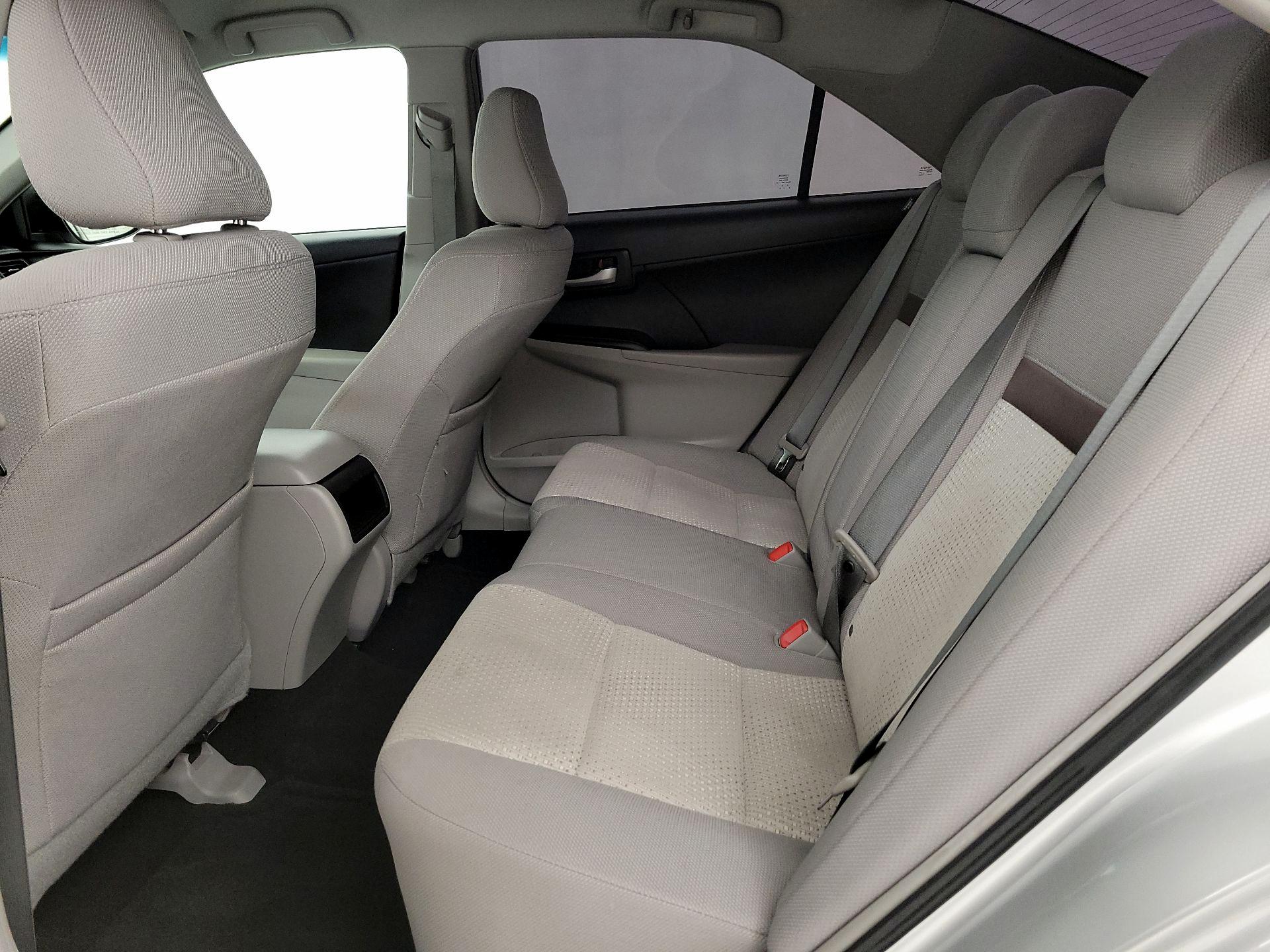 Thumbnail: 2014 Toyota Camry - 19