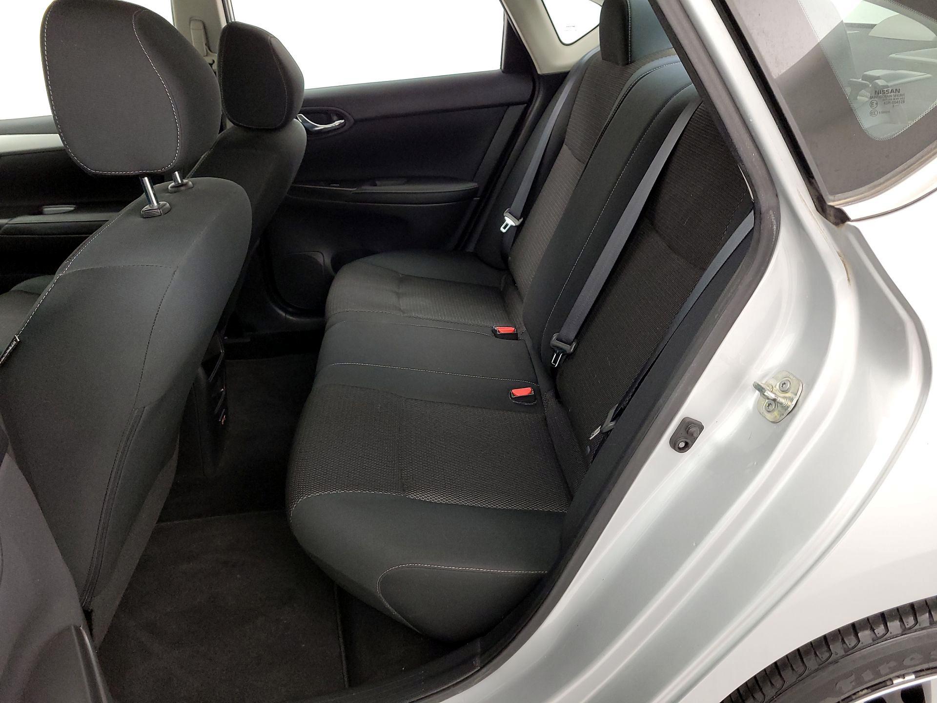 Thumbnail: 2019 Nissan Sentra - 19