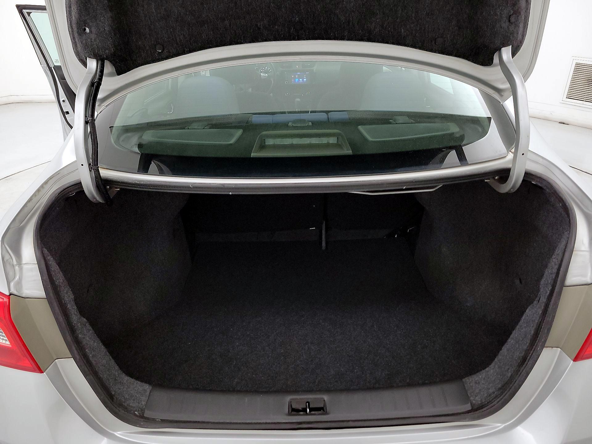 Thumbnail: 2019 Nissan Sentra - 20