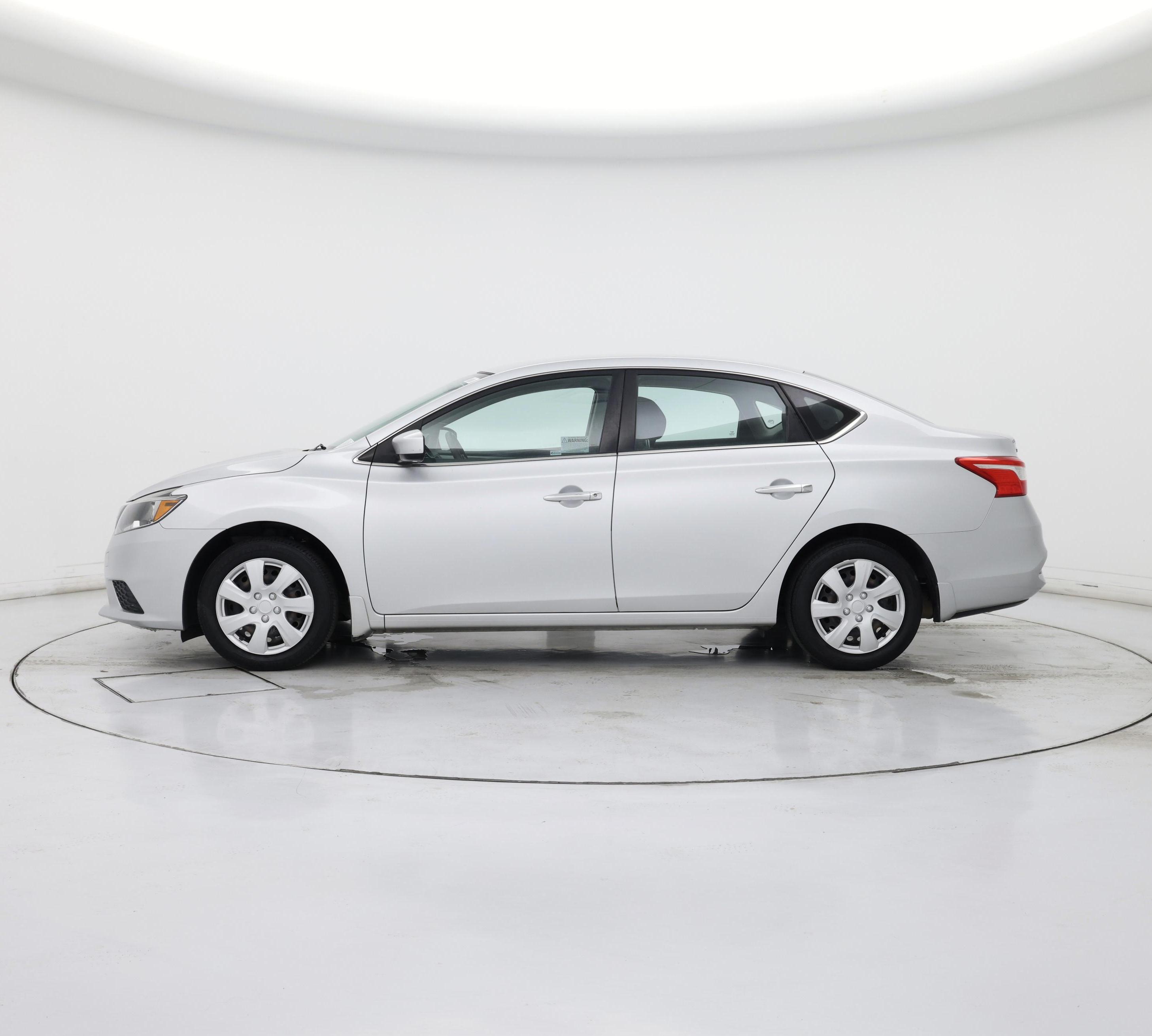 Thumbnail: 2019 Nissan Sentra - 3