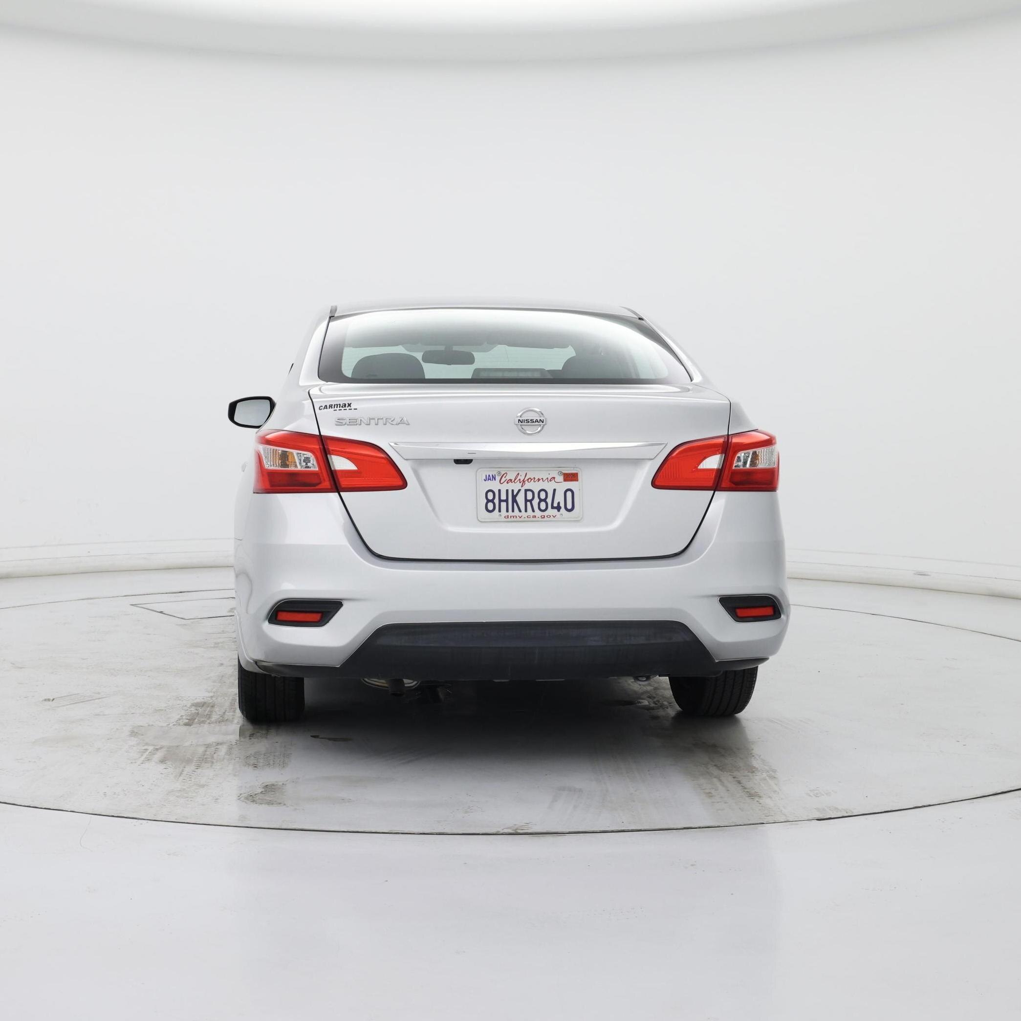 Thumbnail: 2019 Nissan Sentra - 6
