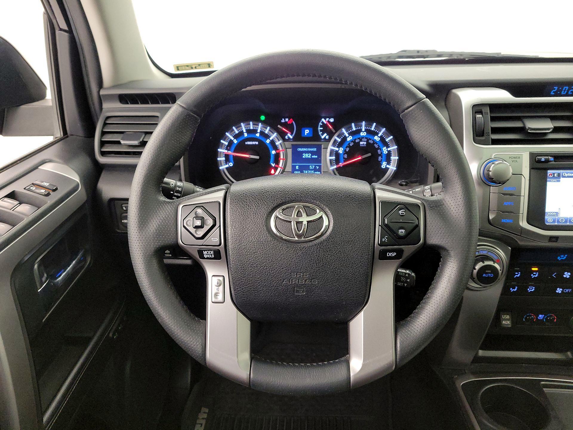 Thumbnail: 2018 Toyota 4Runner - 10