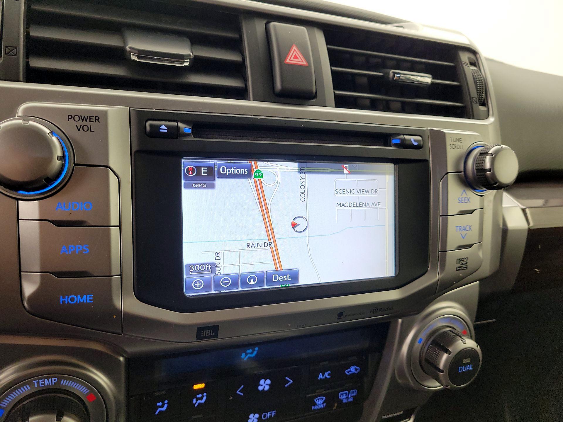 Thumbnail: 2018 Toyota 4Runner - 14