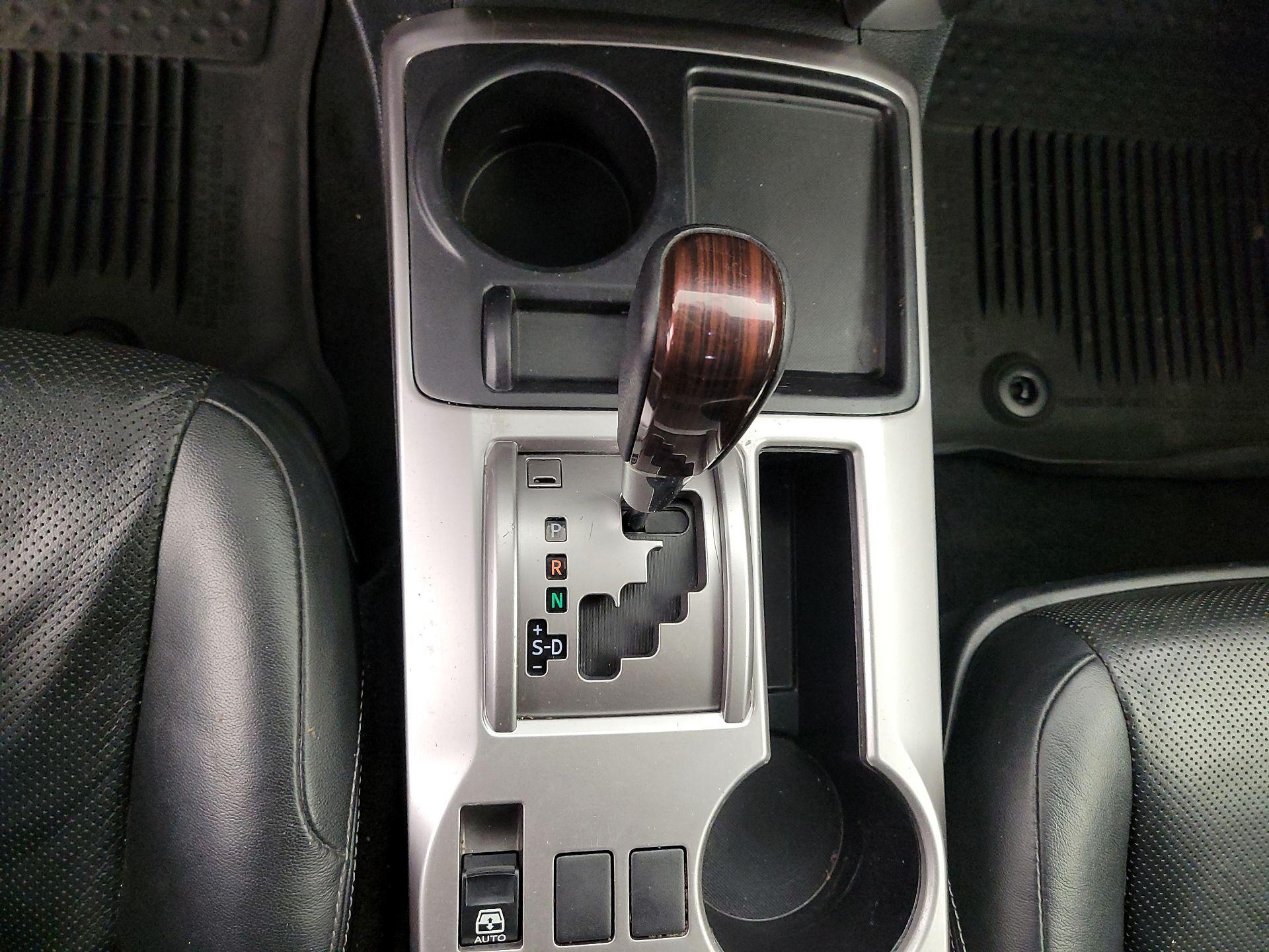 Thumbnail: 2018 Toyota 4Runner - 18