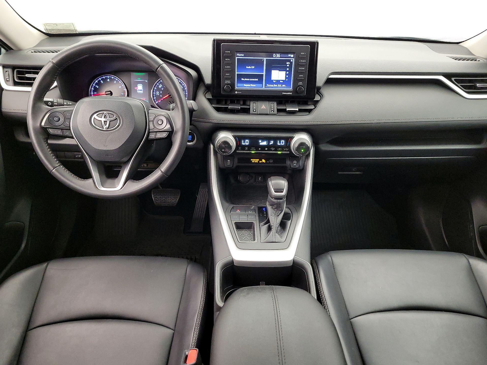 Thumbnail: 2022 Toyota RAV4 - 9