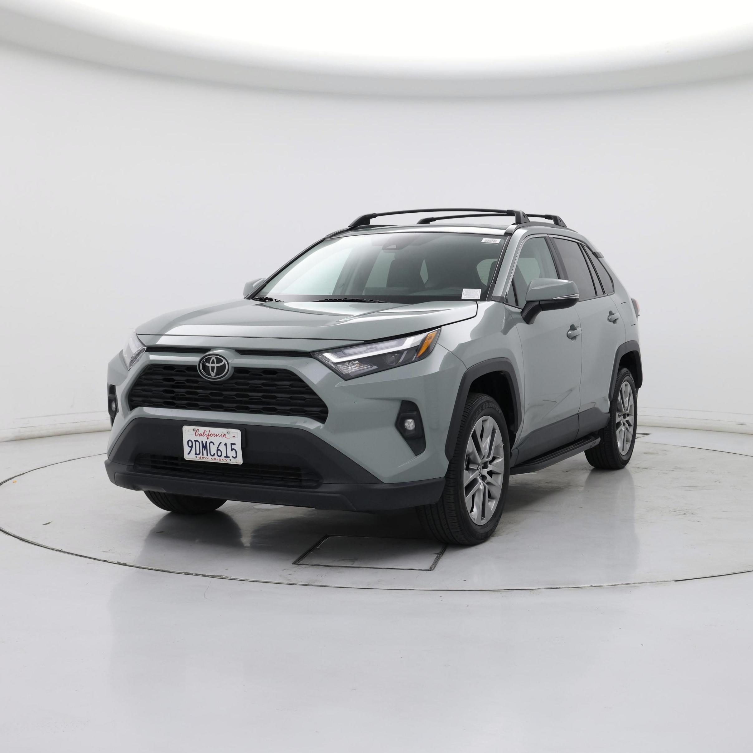 Thumbnail: 2022 Toyota RAV4 - 4
