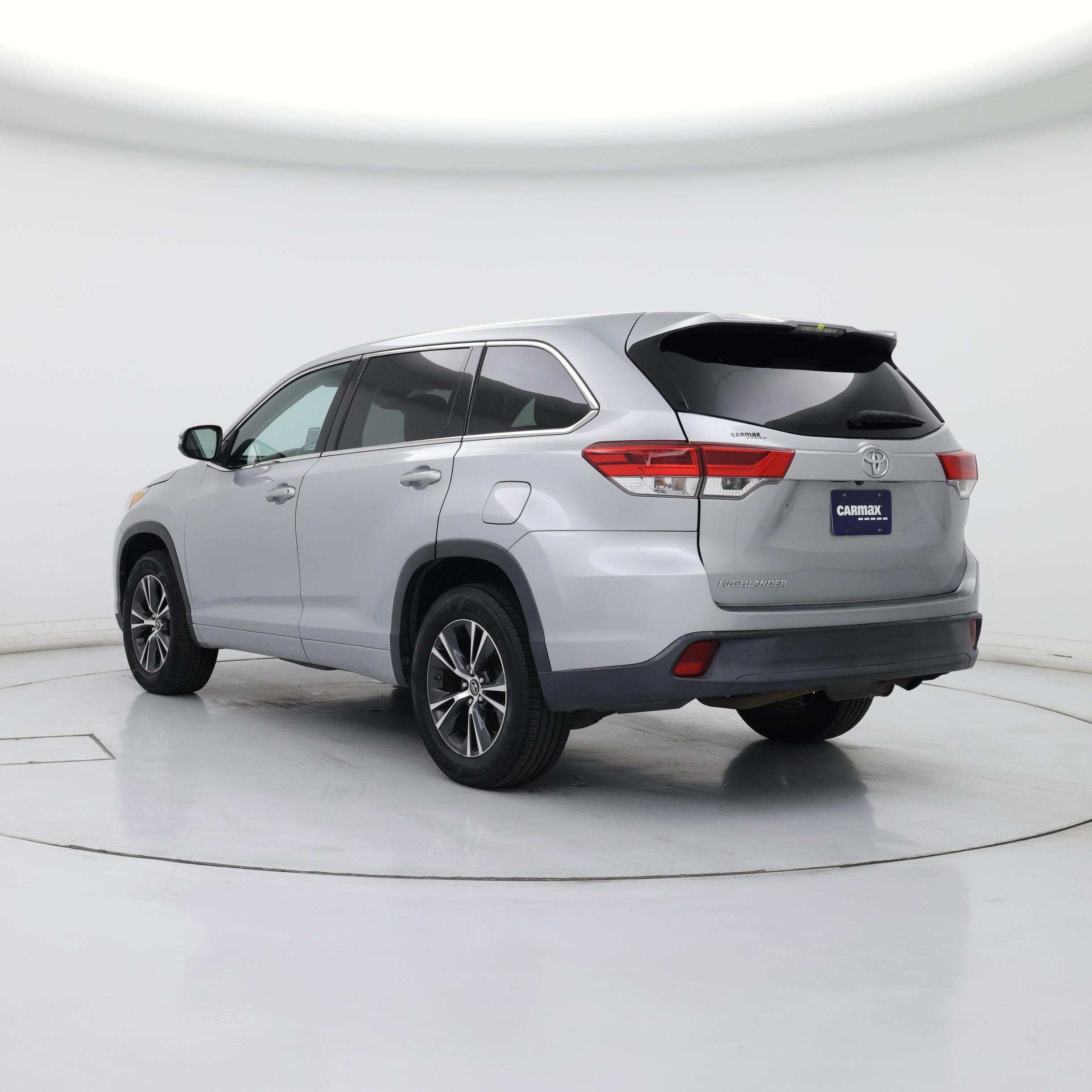 Thumbnail: 2018 Toyota Highlander - 2