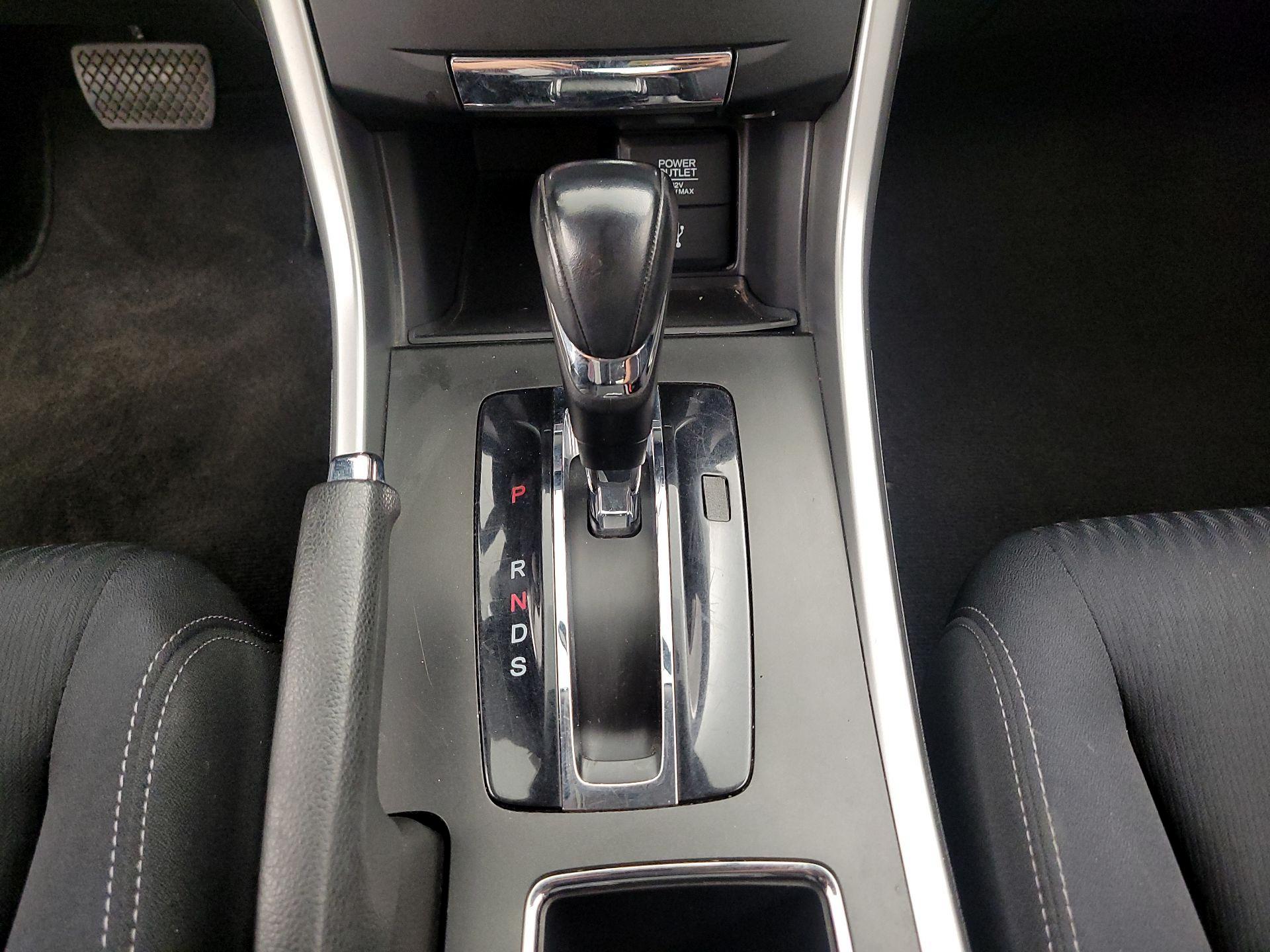 Thumbnail: 2014 Honda Accord - 17