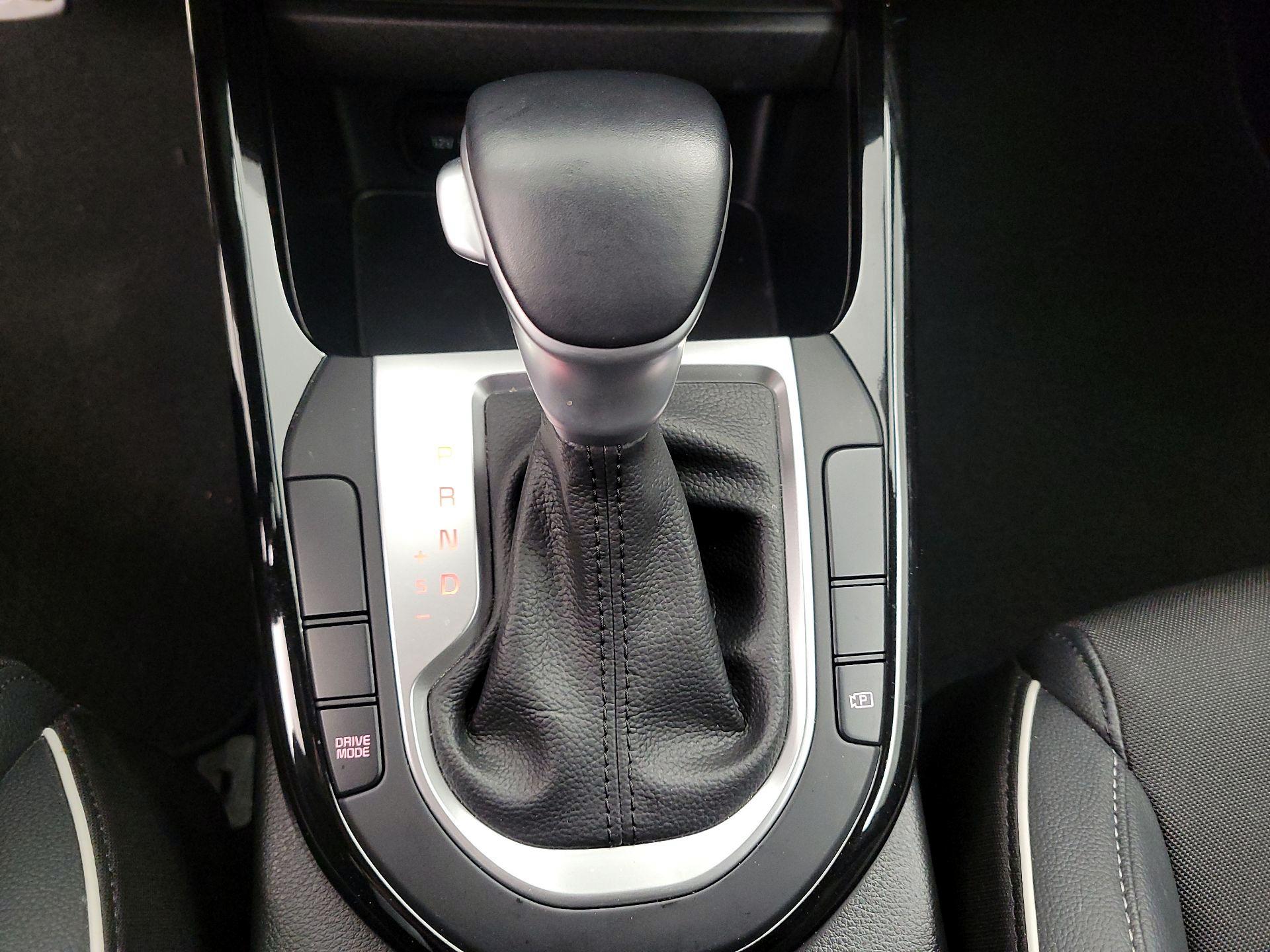 Thumbnail: 2023 Kia Forte - 18