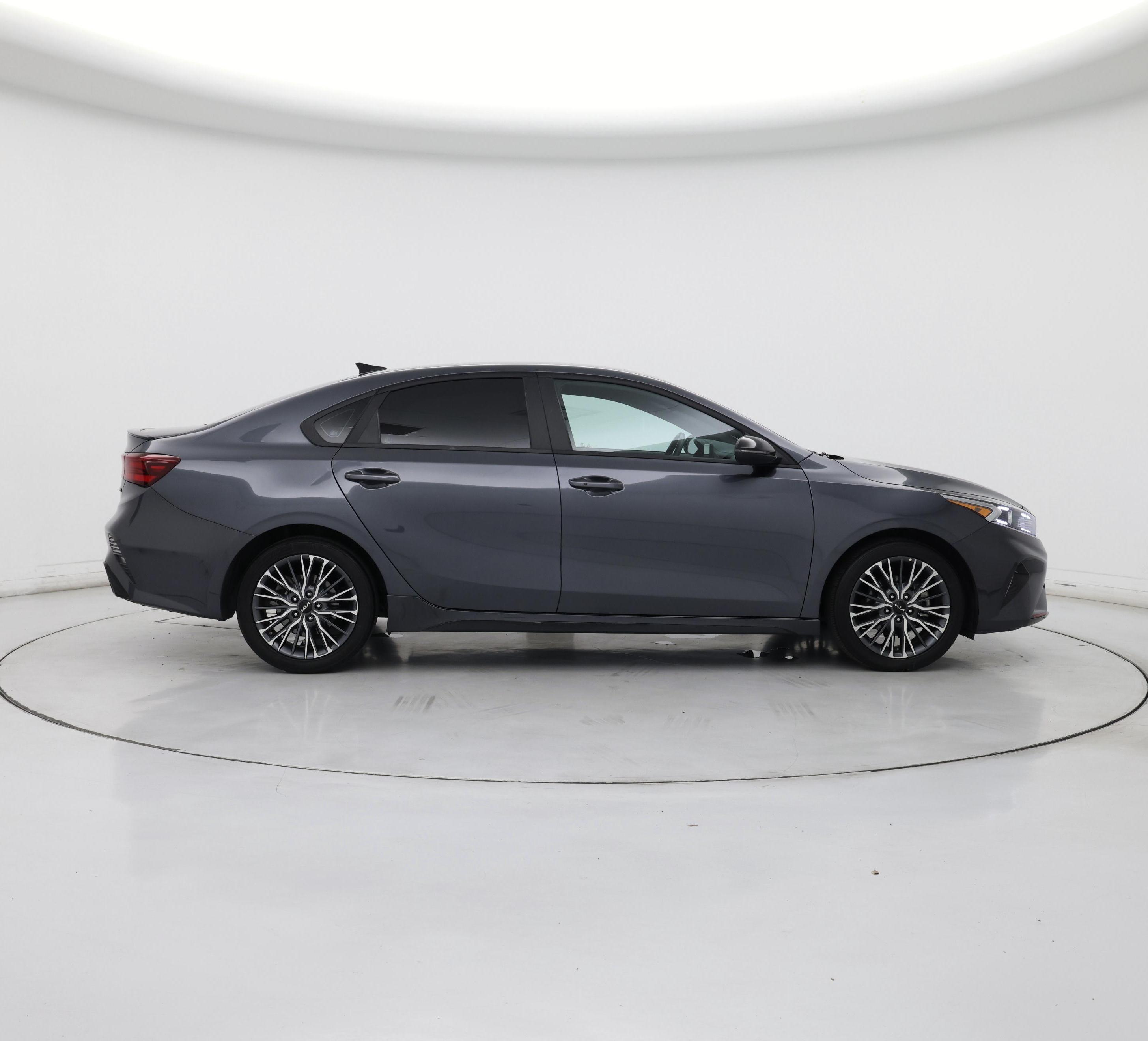 Thumbnail: 2023 Kia Forte - 7