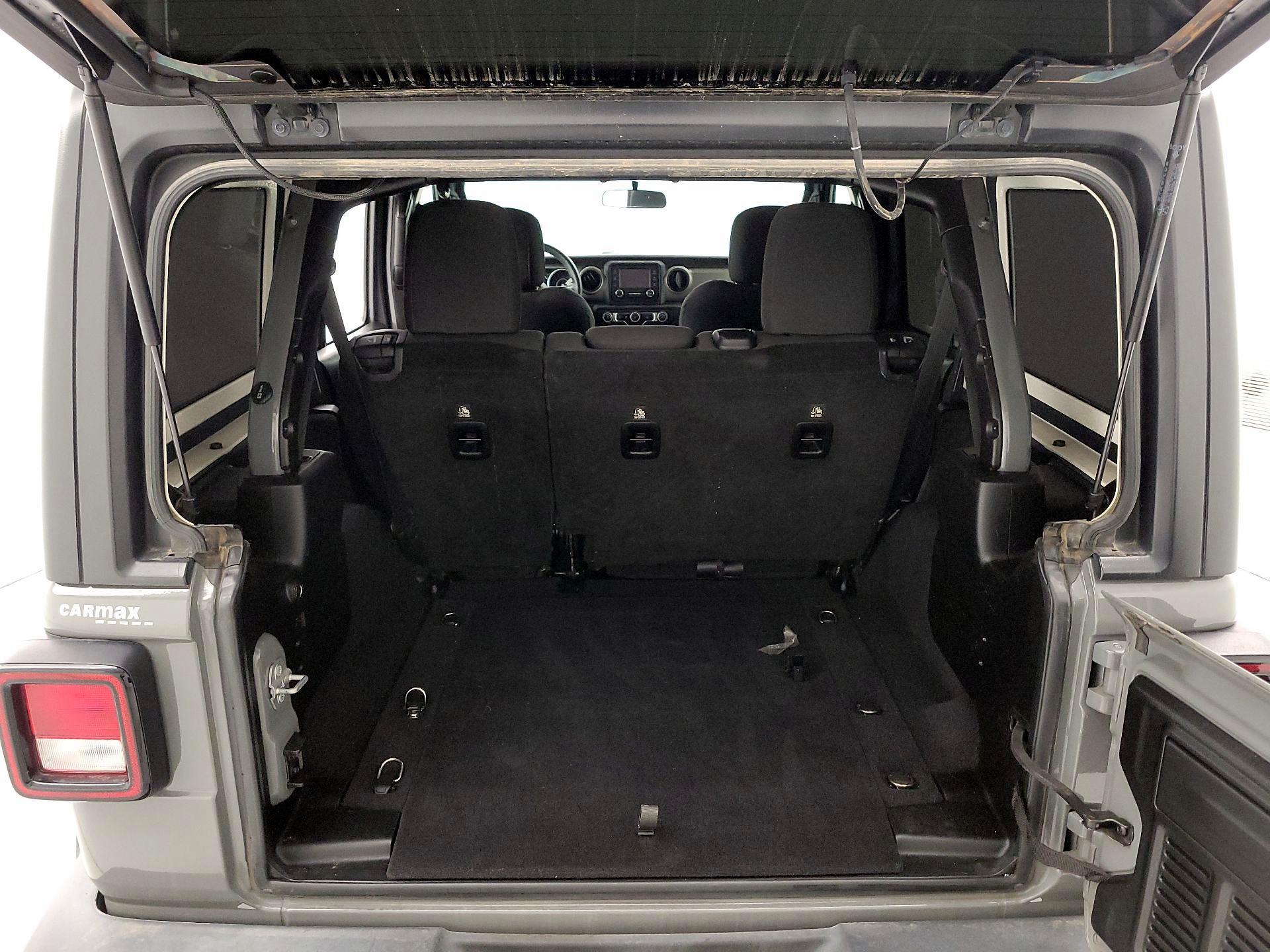 Thumbnail: 2018 Jeep Wrangler - 20