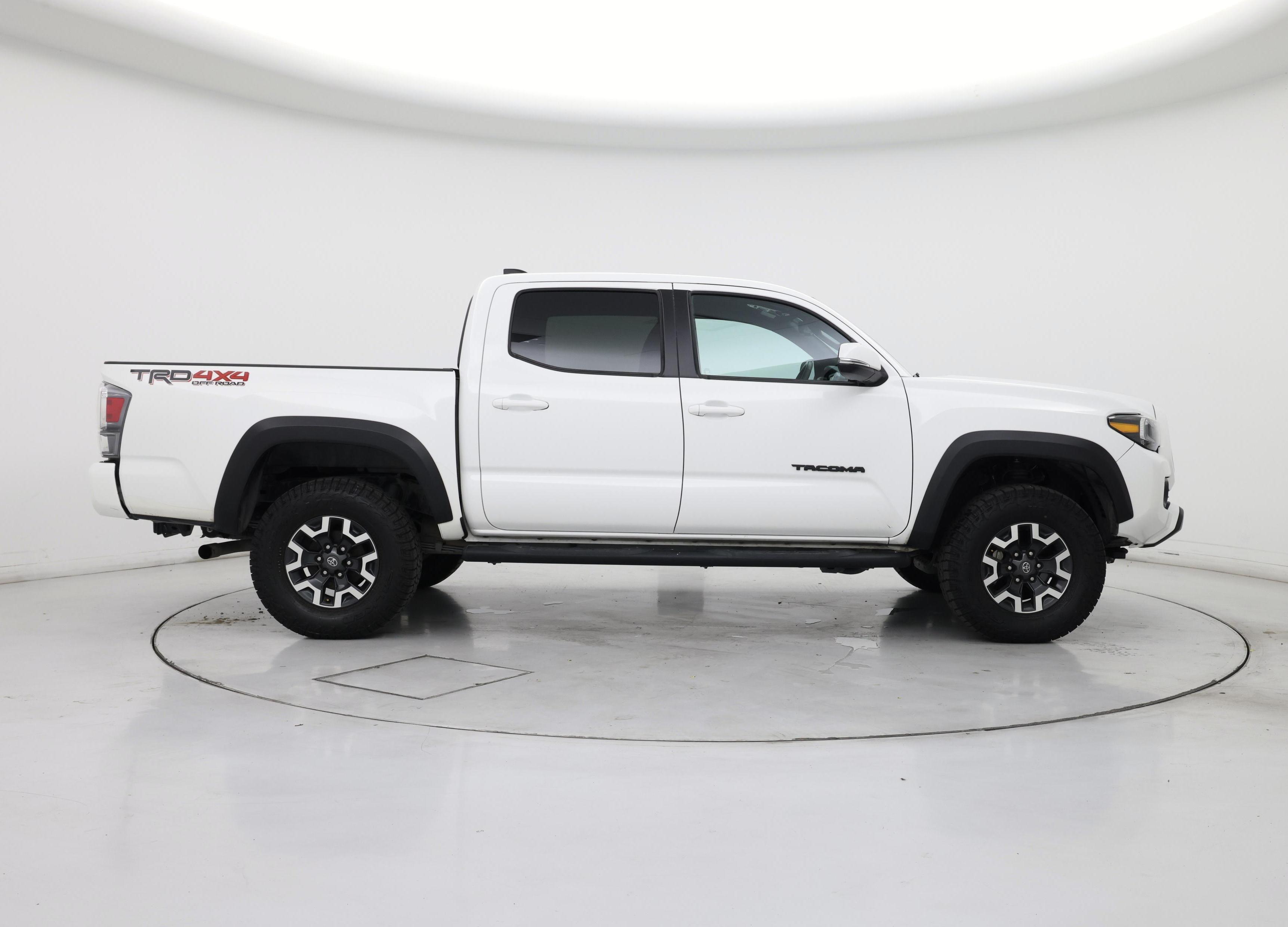 Thumbnail: 2022 Toyota Tacoma - 7