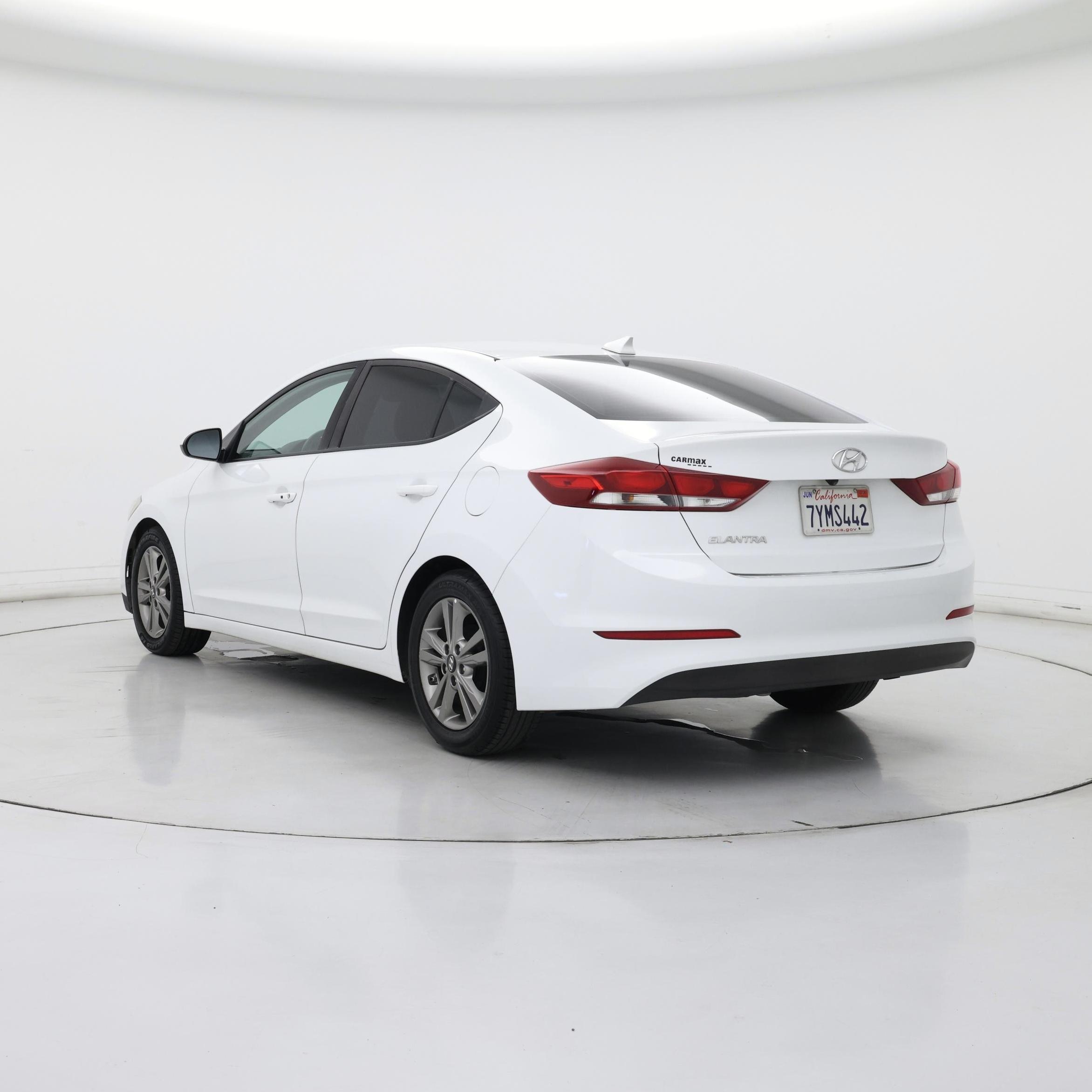 Thumbnail: 2017 Hyundai Elantra - 2