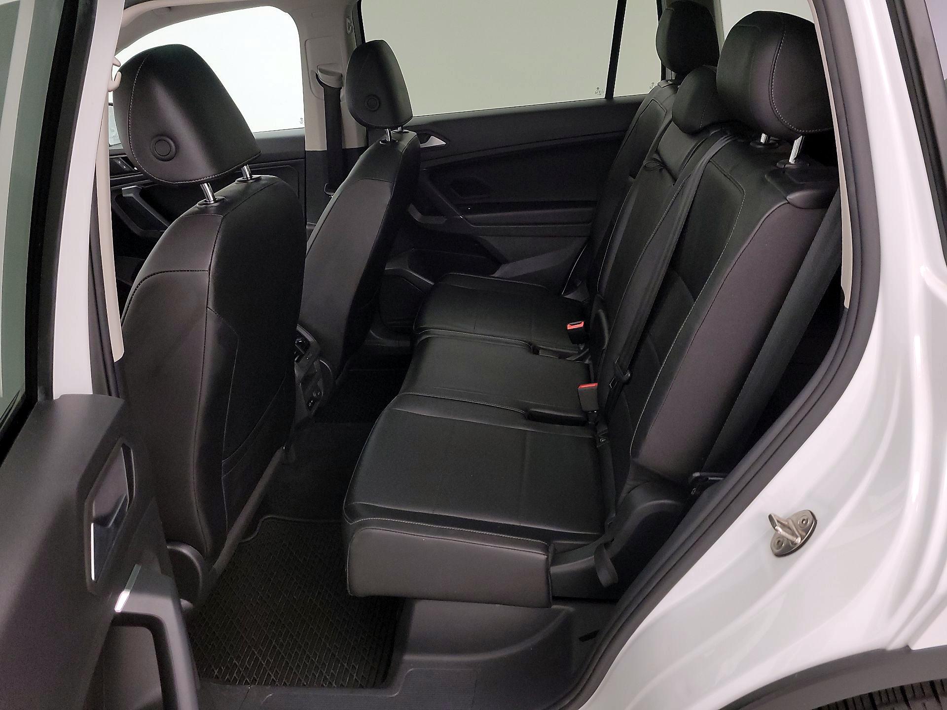 Thumbnail: 2020 Volkswagen Tiguan - 20