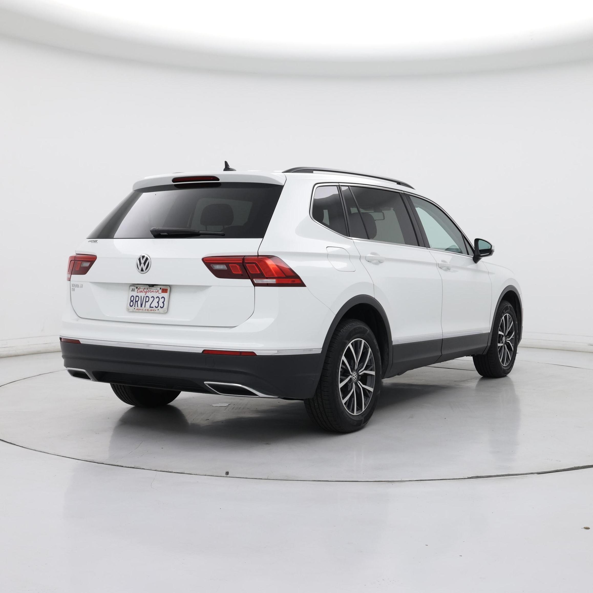Thumbnail: 2020 Volkswagen Tiguan - 8
