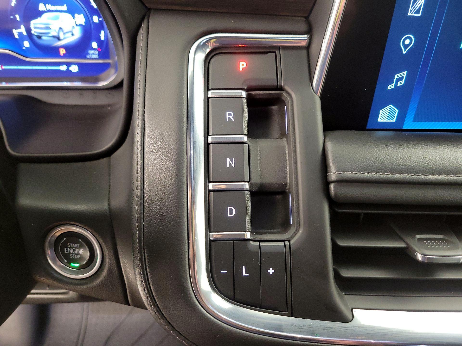 Thumbnail: 2022 Chevrolet Suburban - 18