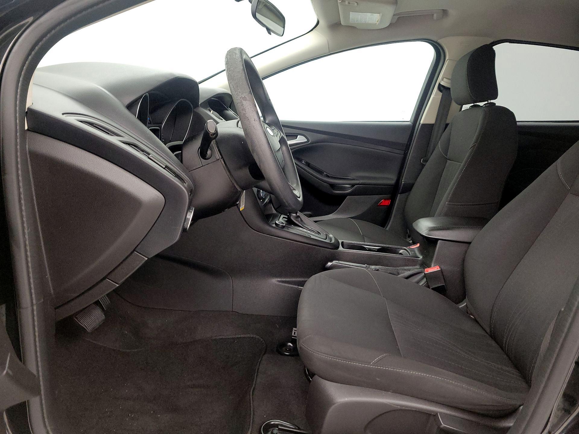 Thumbnail: 2015 Ford Focus - 11