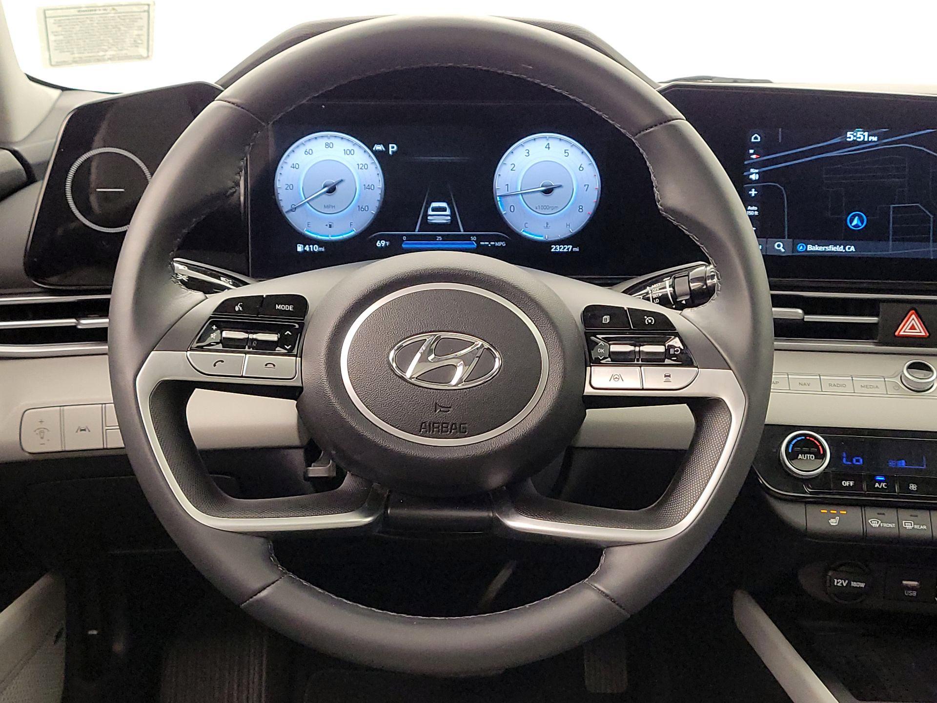 Thumbnail: 2023 Hyundai Elantra - 10