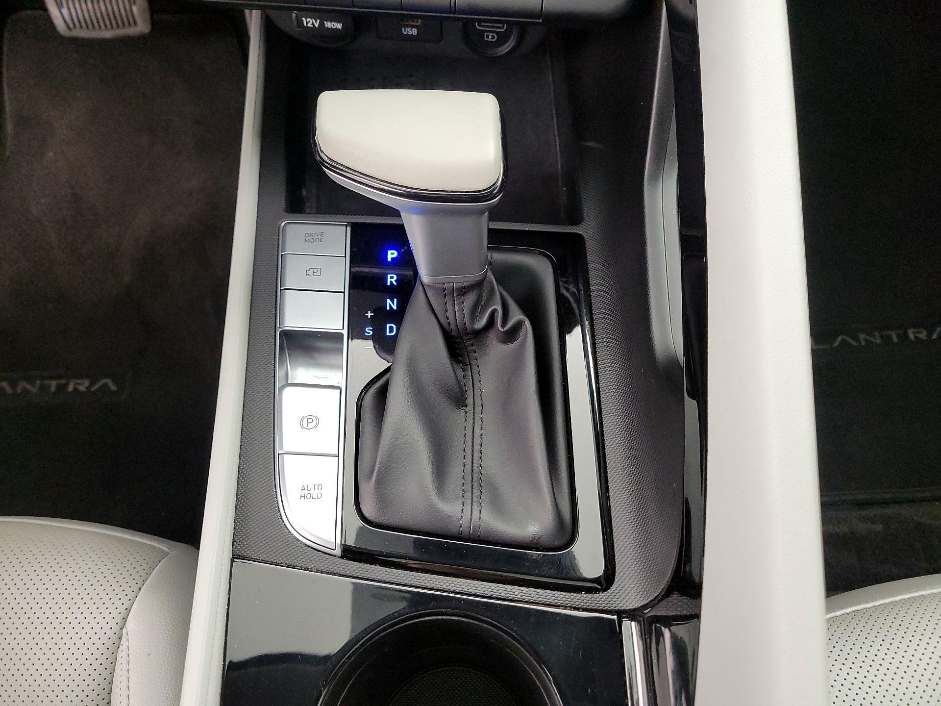 Thumbnail: 2023 Hyundai Elantra - 18