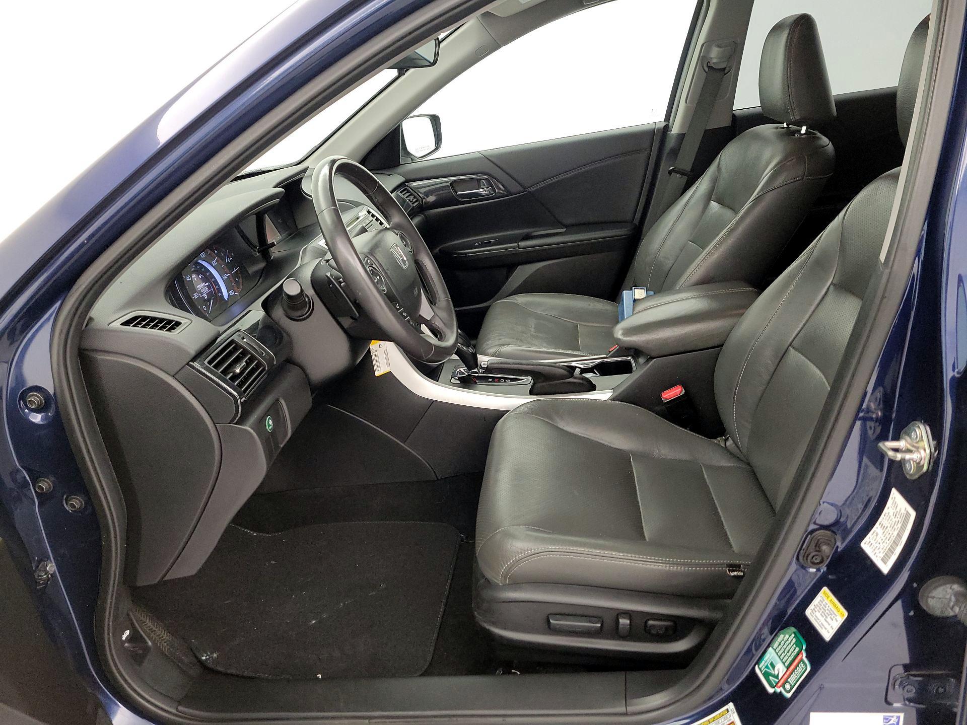 Thumbnail: 2015 Honda Accord - 11