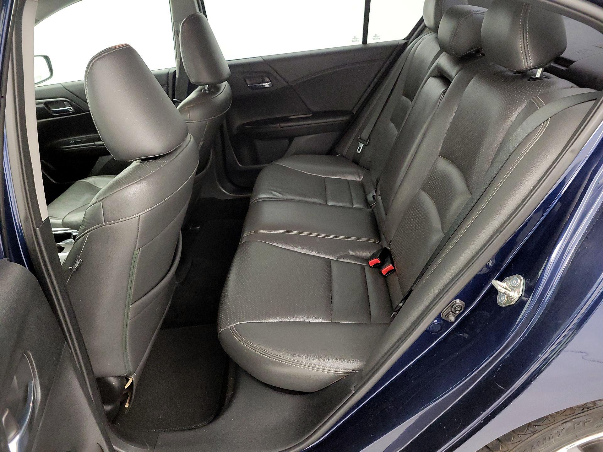 Thumbnail: 2015 Honda Accord - 19