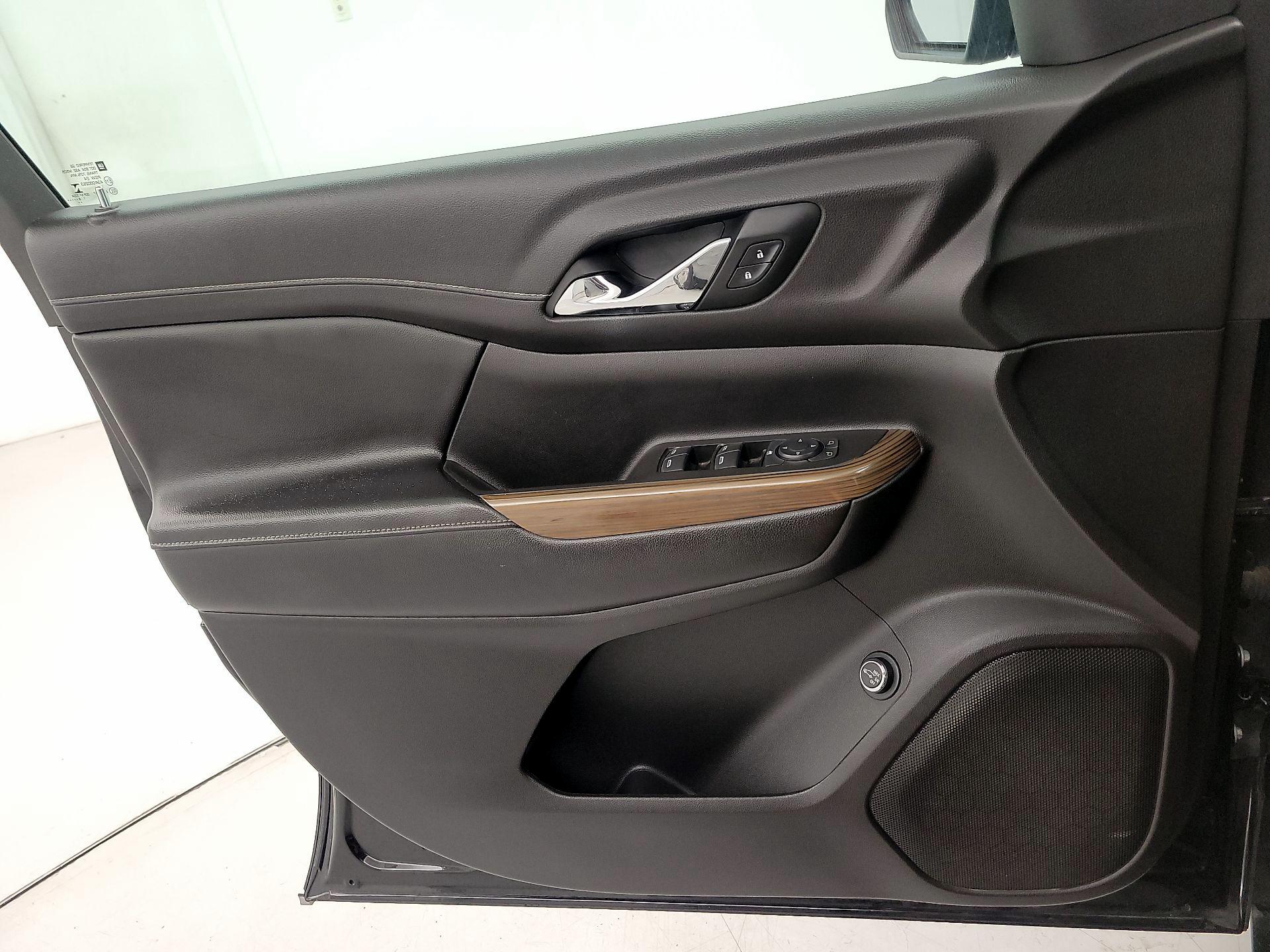 Thumbnail: 2019 GMC Acadia - 12