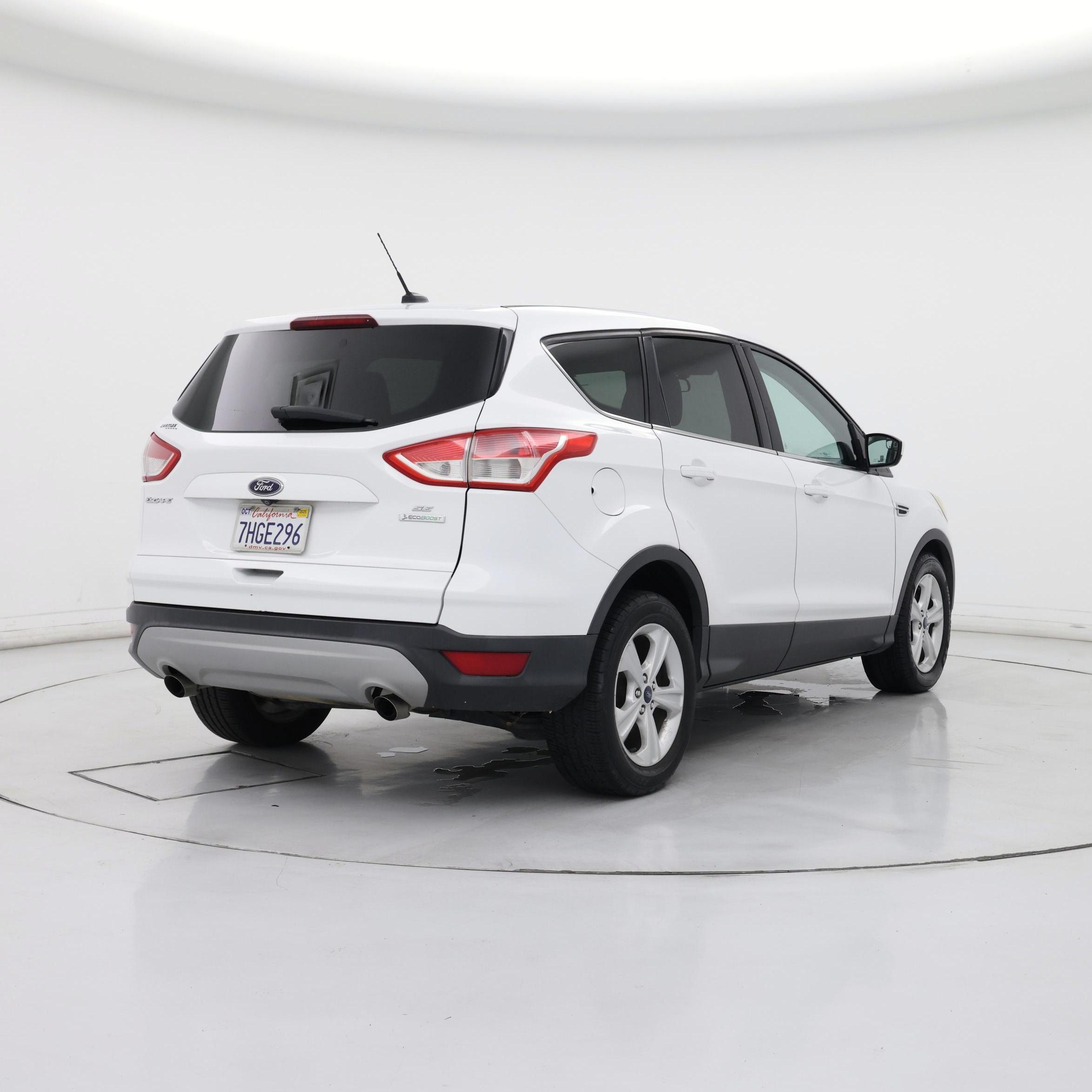 Thumbnail: 2015 Ford Escape - 8