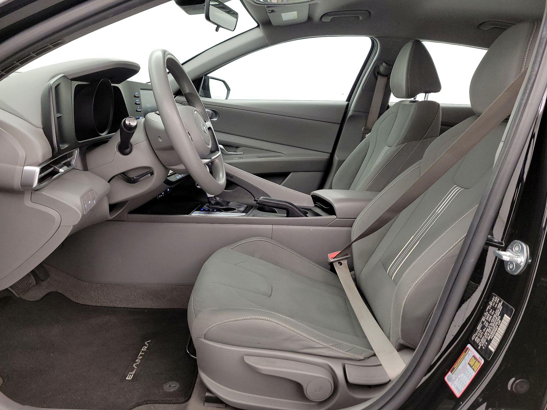 Thumbnail: 2023 Hyundai Elantra - 11