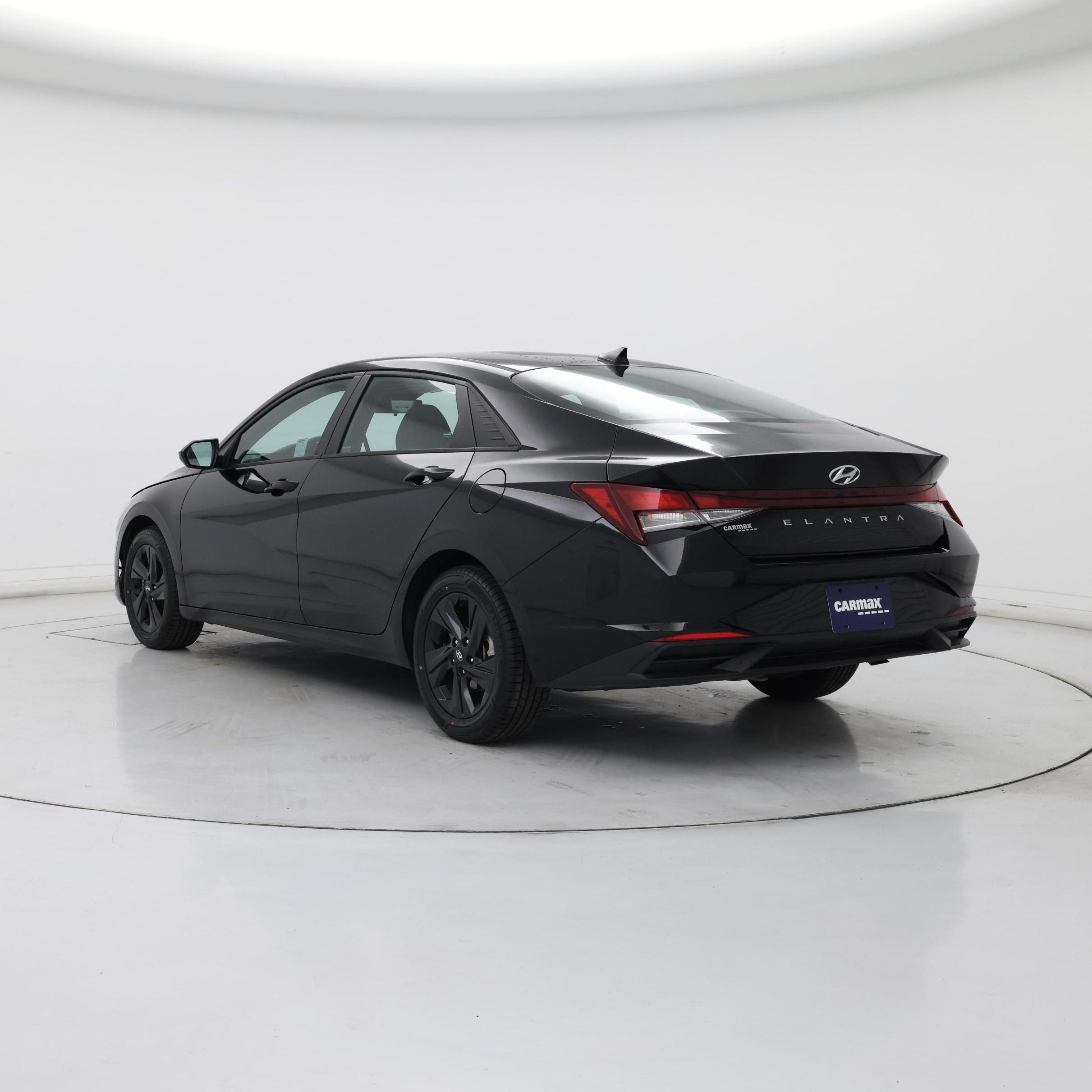Thumbnail: 2023 Hyundai Elantra - 2