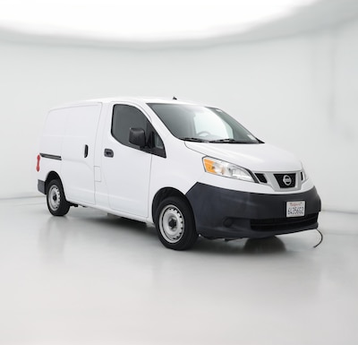White 2017 Nissan NV 200 S