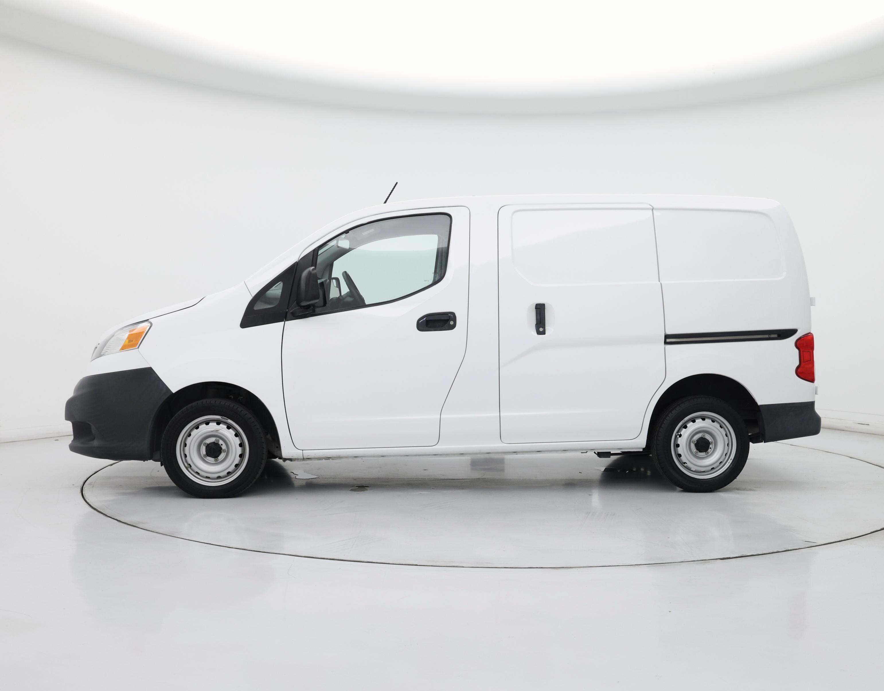 Thumbnail: 2017 Nissan NV200 - 3