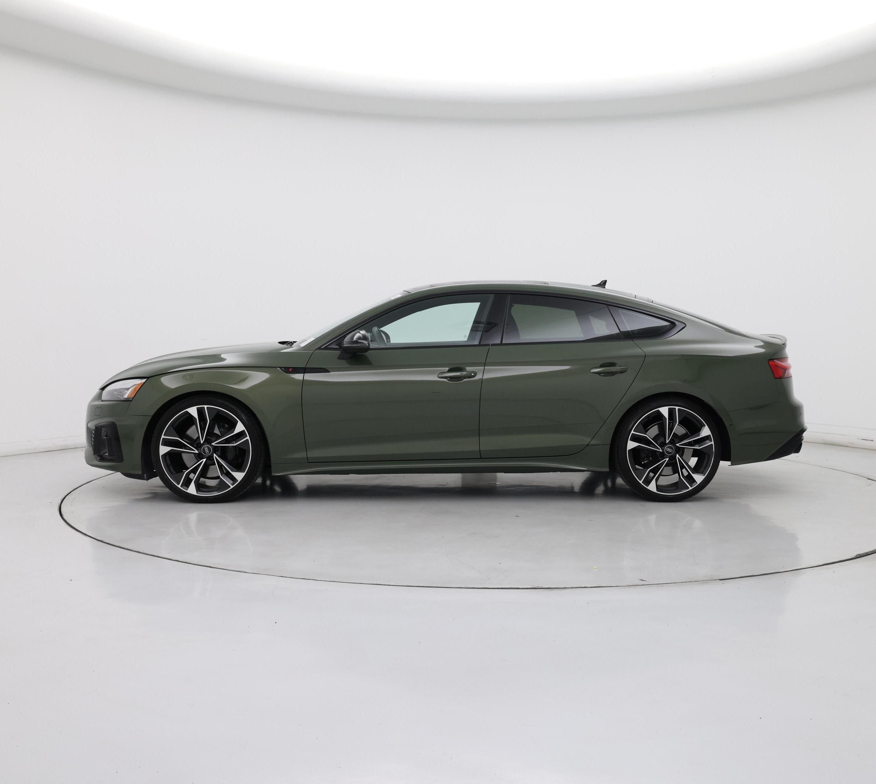 Thumbnail: 2023 Audi S5 - 3