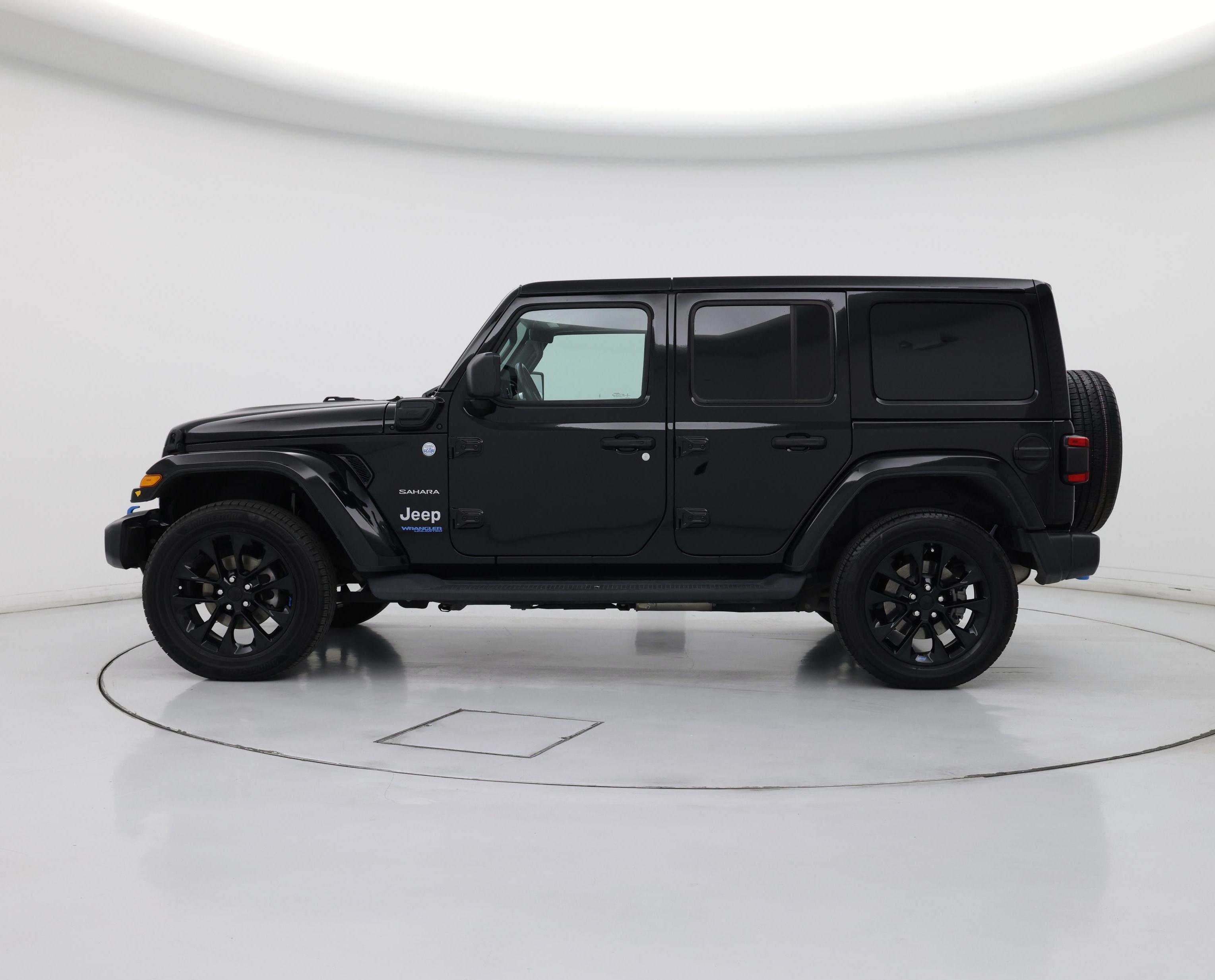 Thumbnail: 2022 Jeep Wrangler - 3