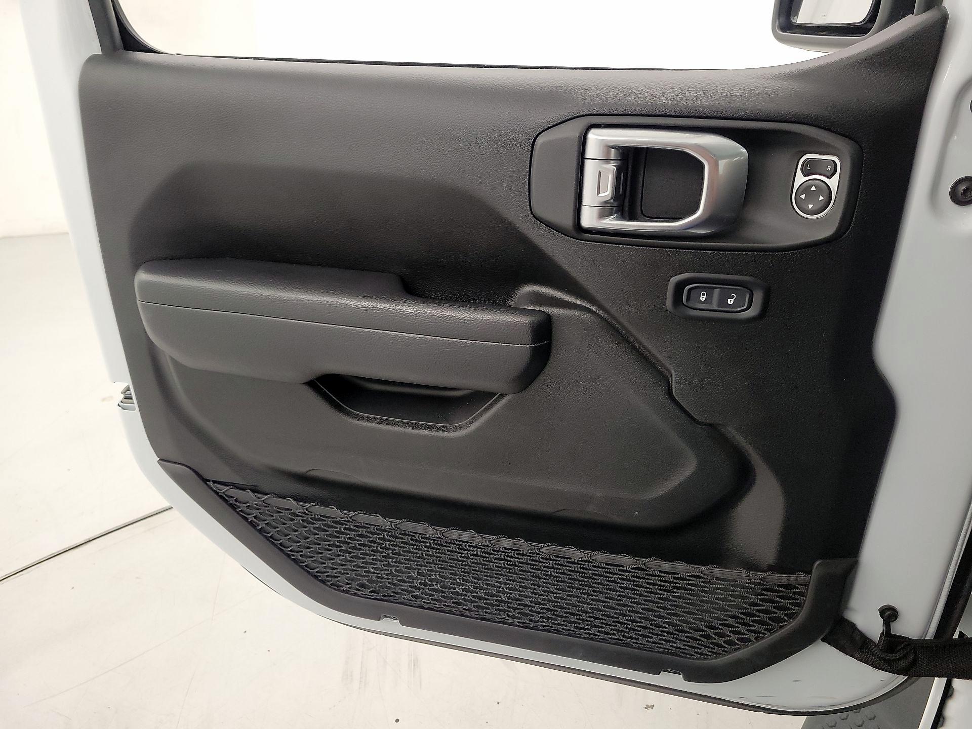 Thumbnail: 2024 Jeep Wrangler - 12