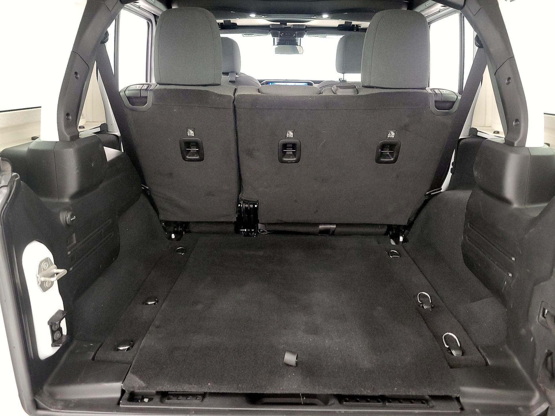 Thumbnail: 2024 Jeep Wrangler - 20