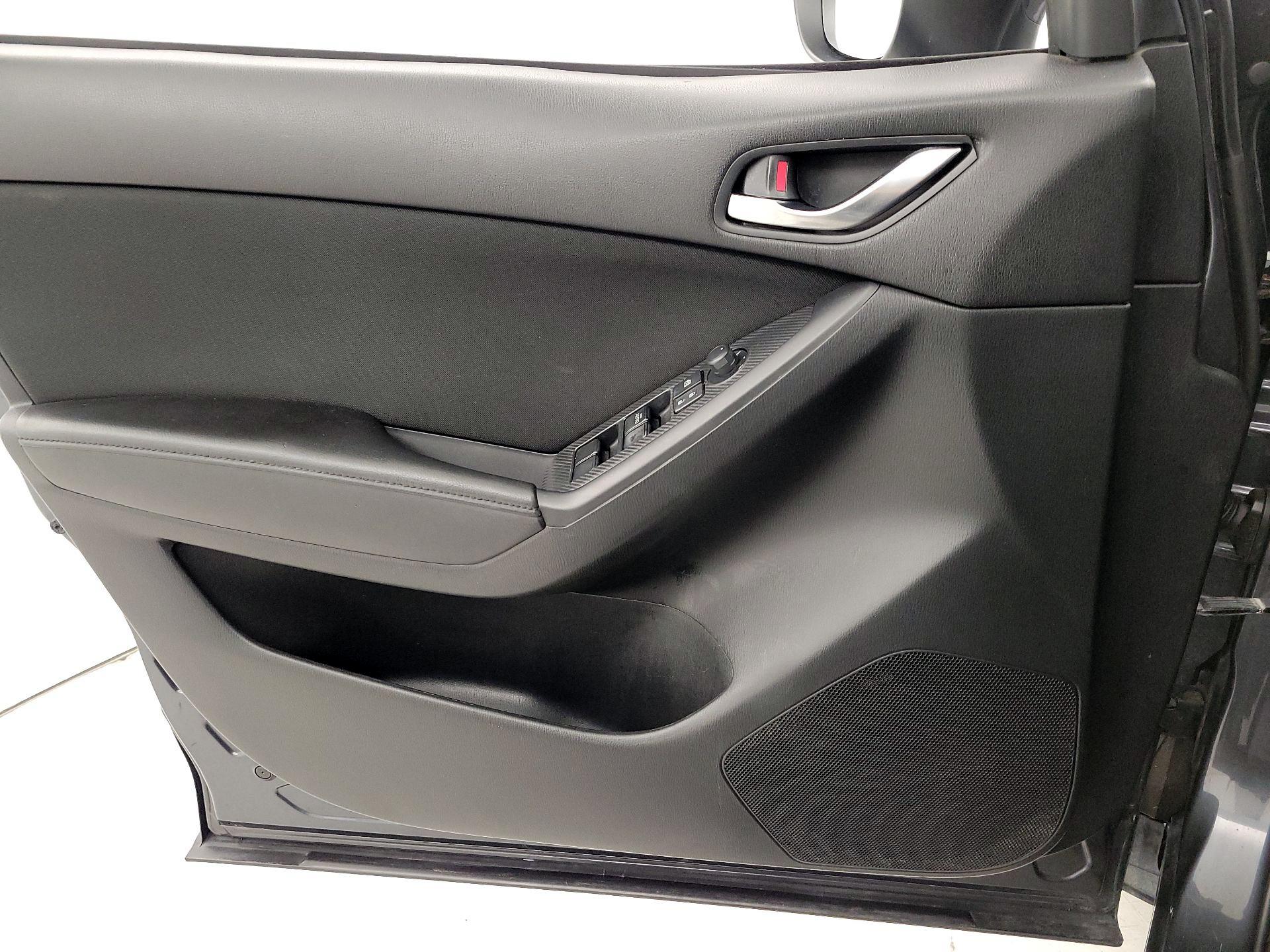 Thumbnail: 2016 Mazda CX-5 - 12