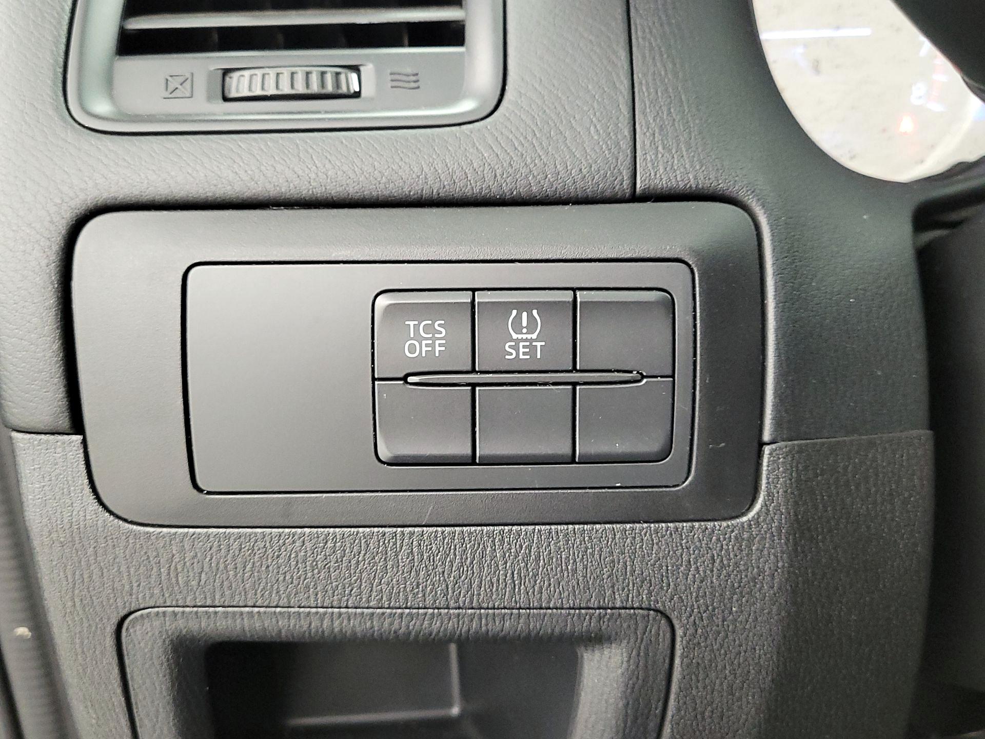 Thumbnail: 2016 Mazda CX-5 - 13