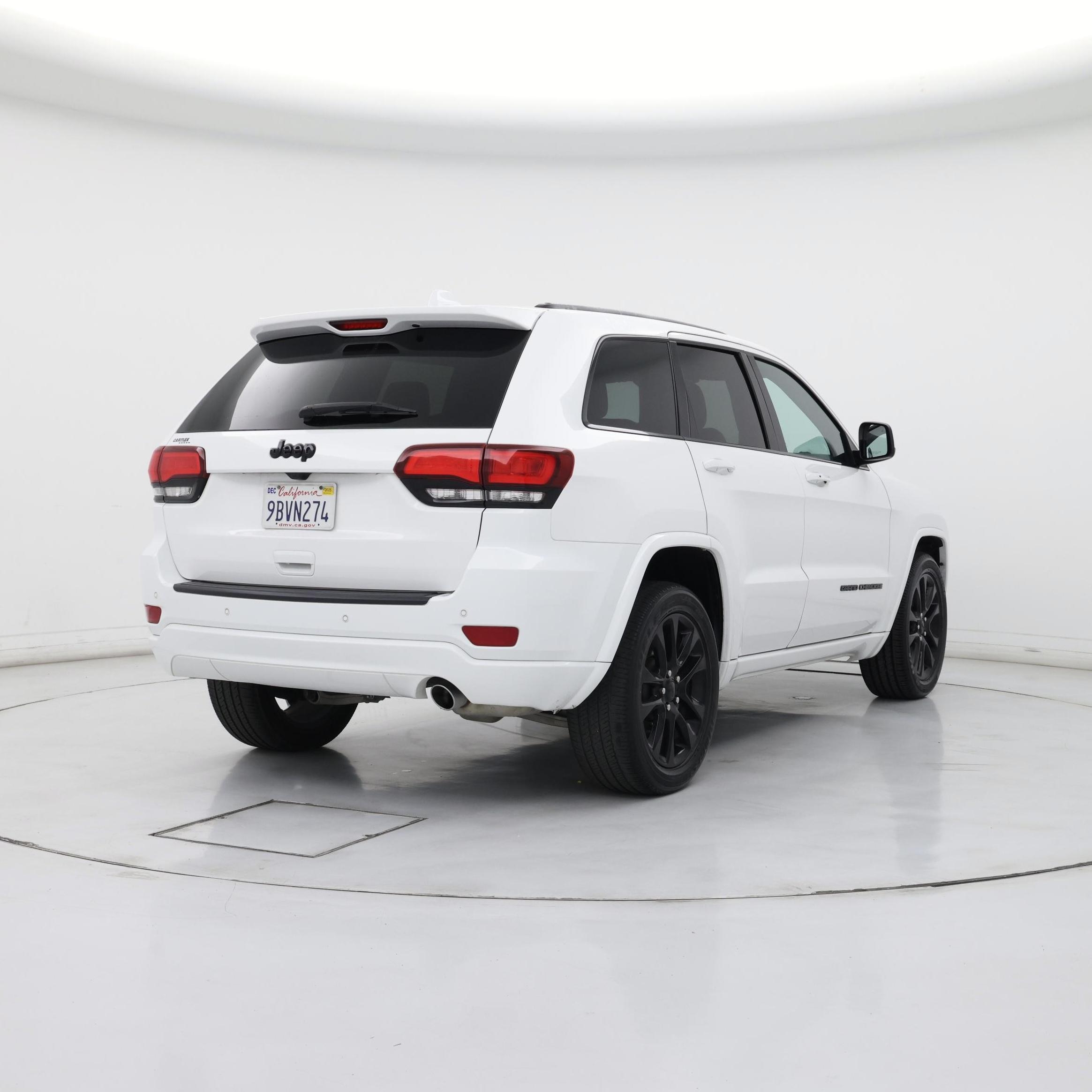 Thumbnail: 2021 Jeep Grand Cherokee - 8